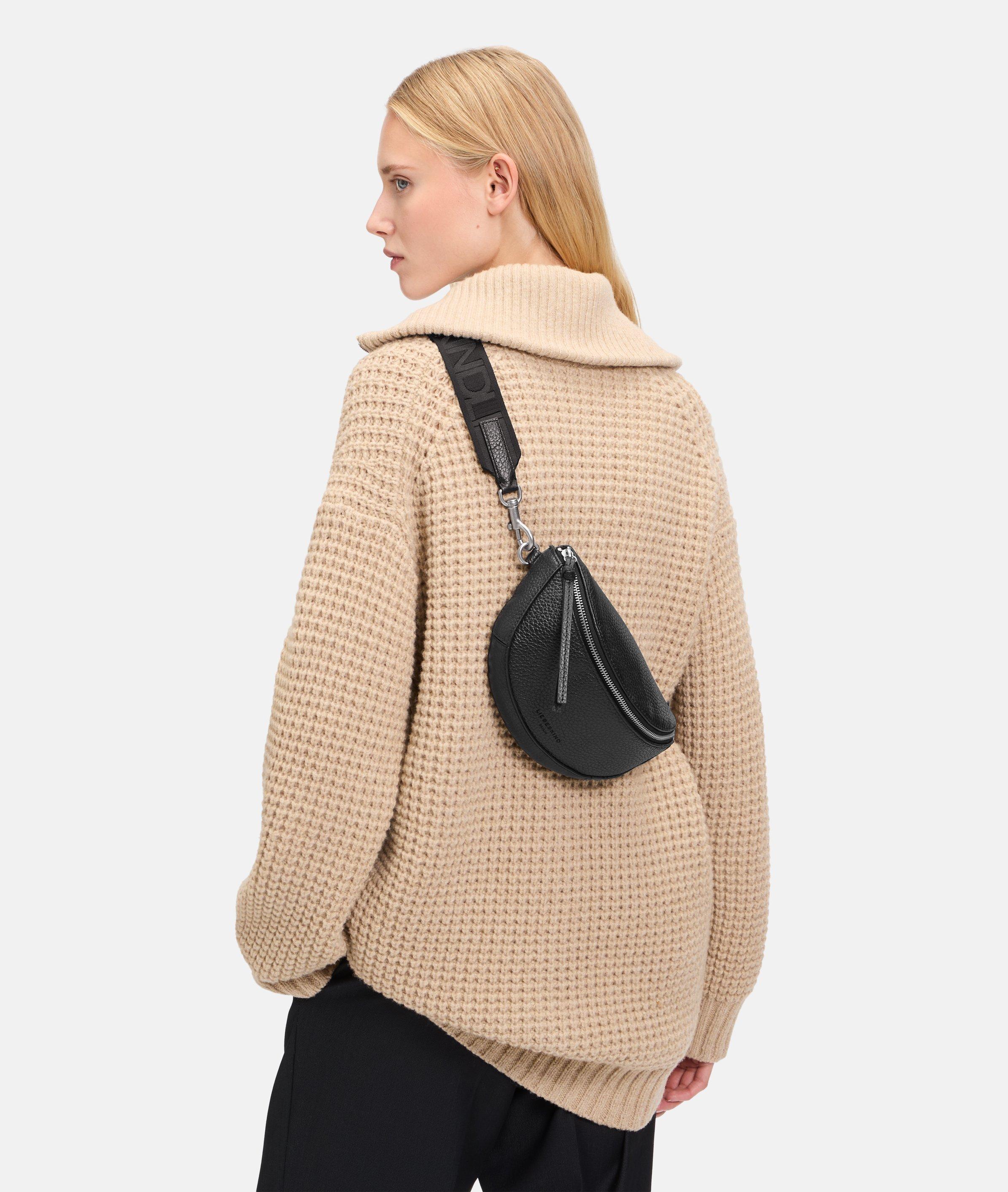 LIEBESKIND BERLIN Chudy Paper Touch Crinkle Beltbag S Black