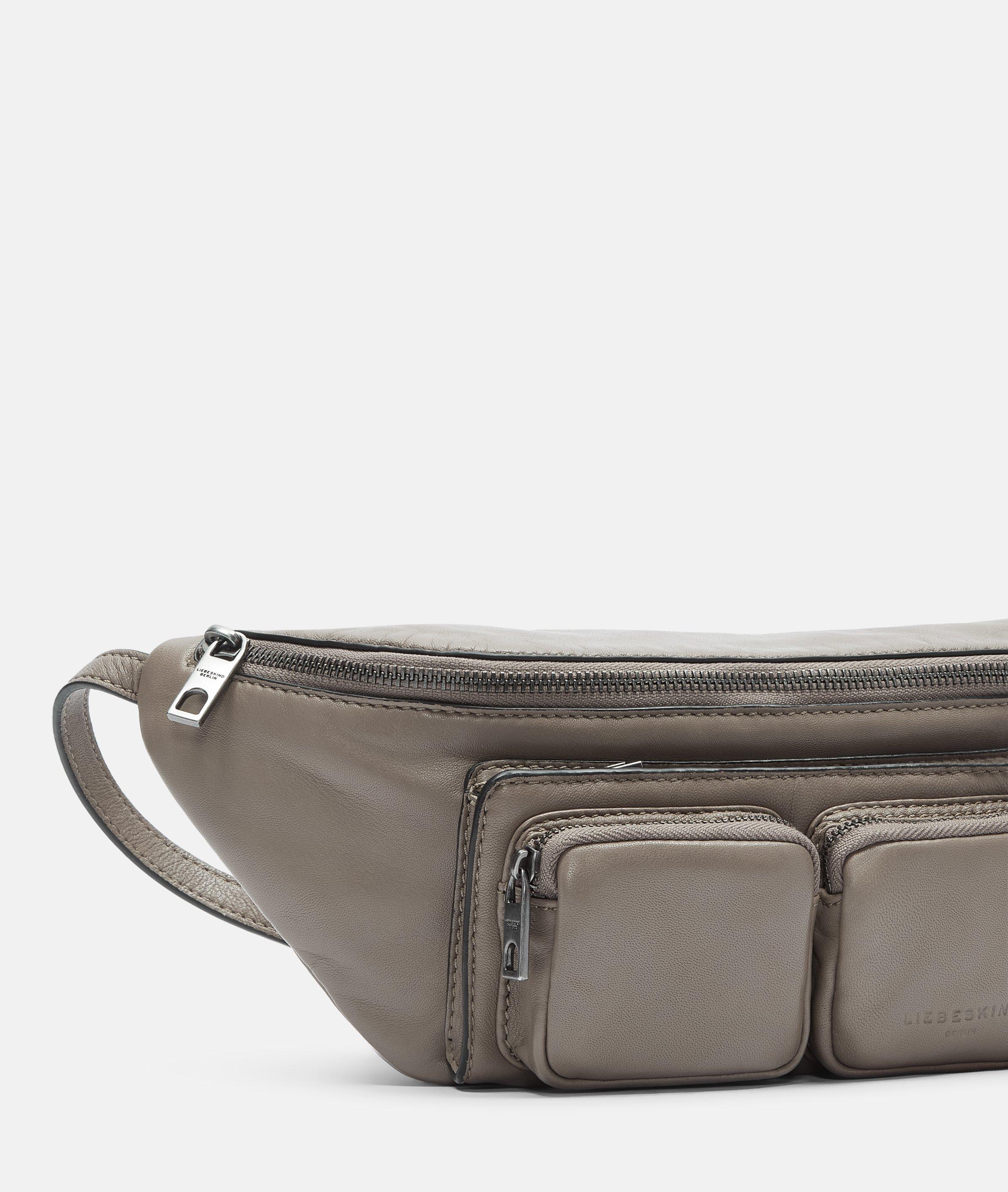 Maia Belt-Bag M in grau, schwarz, braun, creme & rot