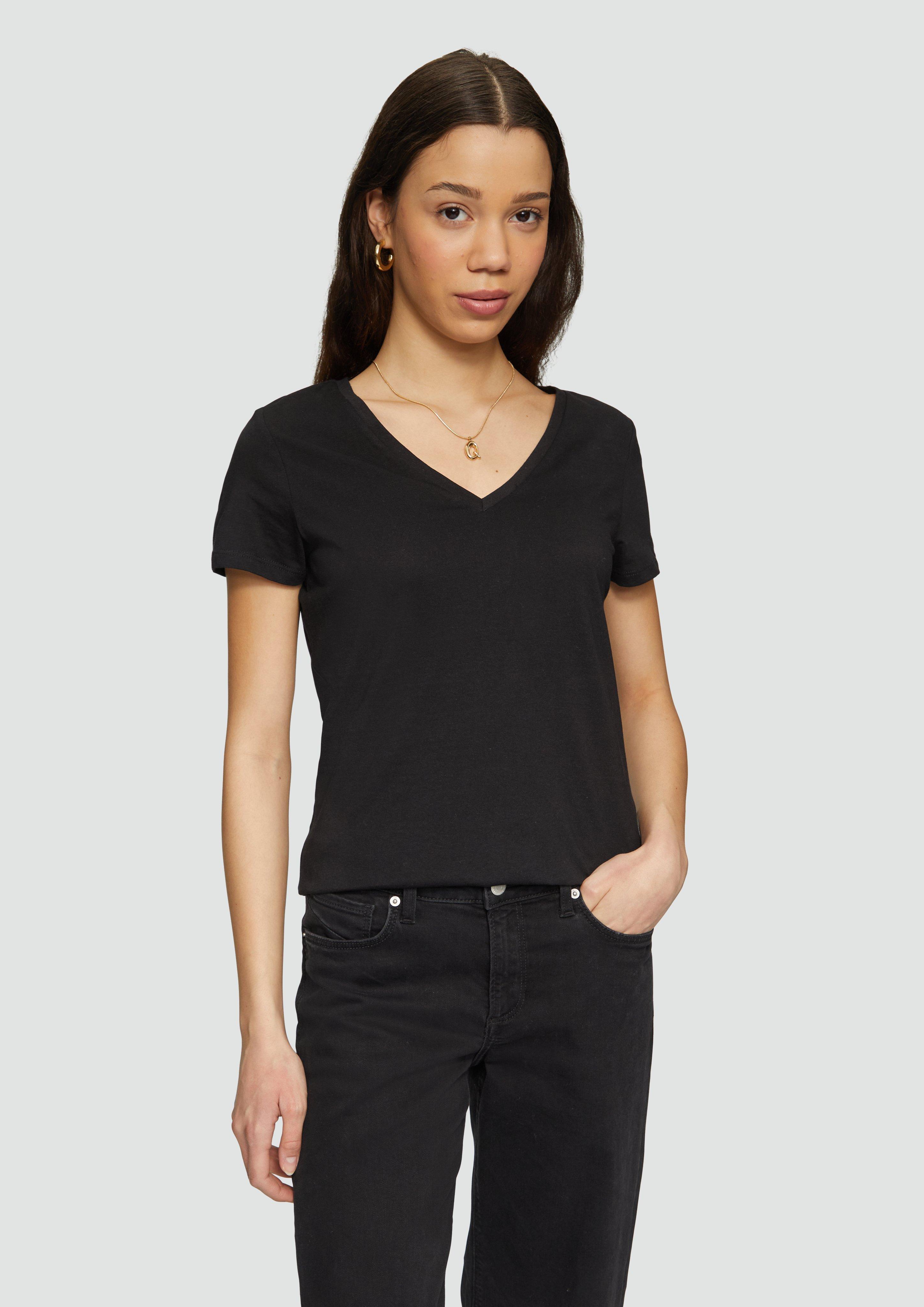 T-Shirt in 9999, 0100, 3455, 7217 & 5072