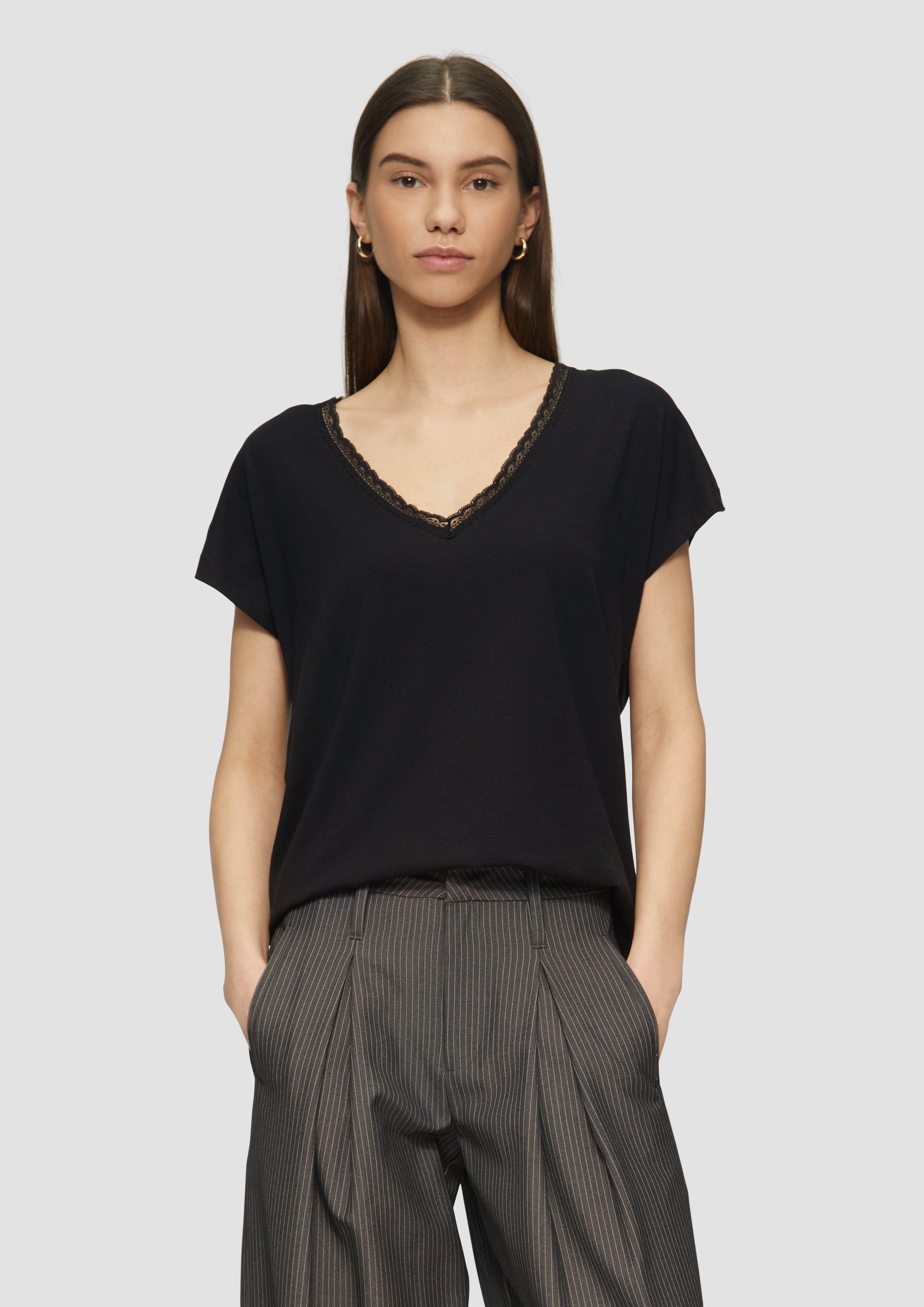 T-Shirt in 9999, 0200 & 7217