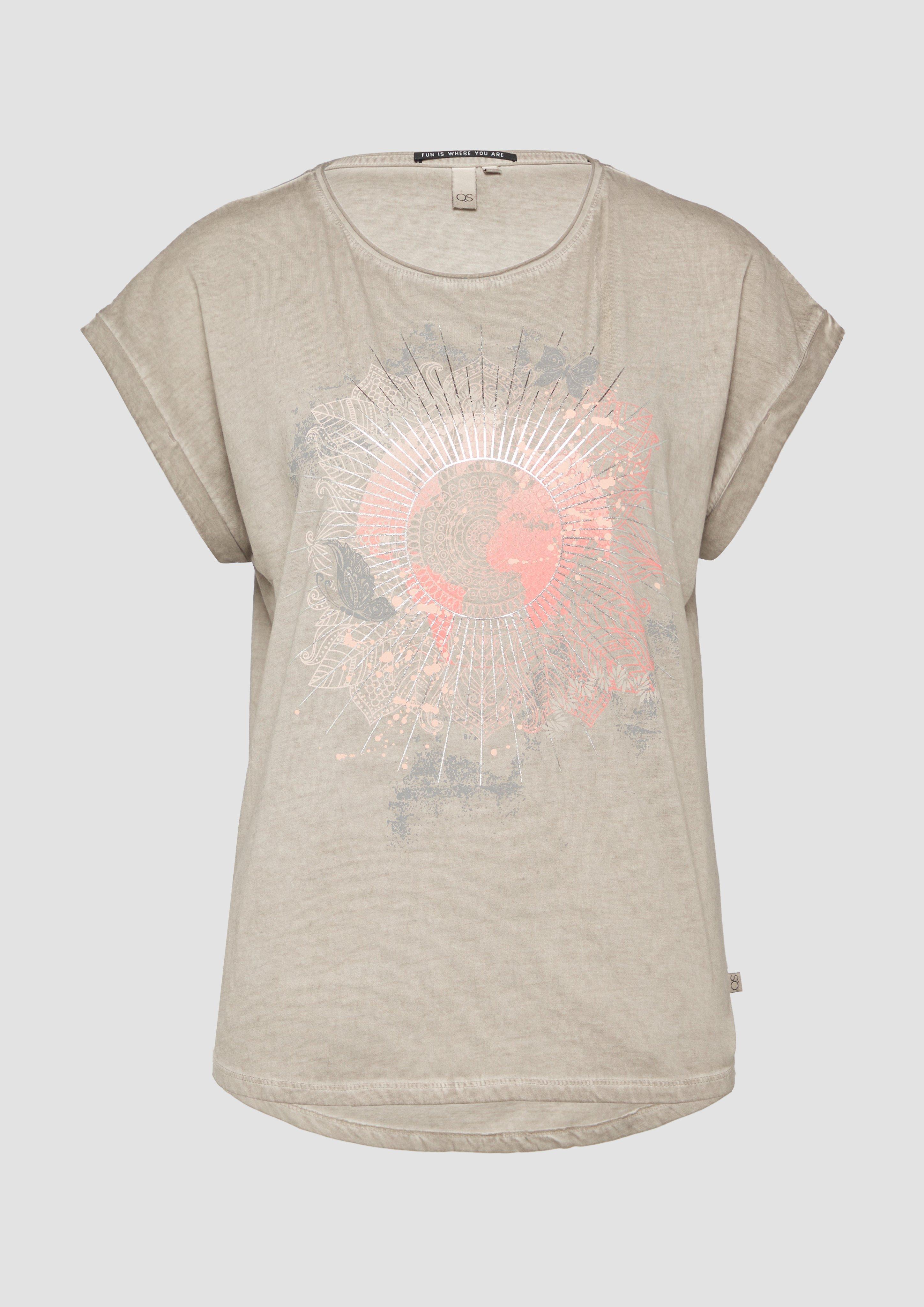 Thumbnail - T-Shirt