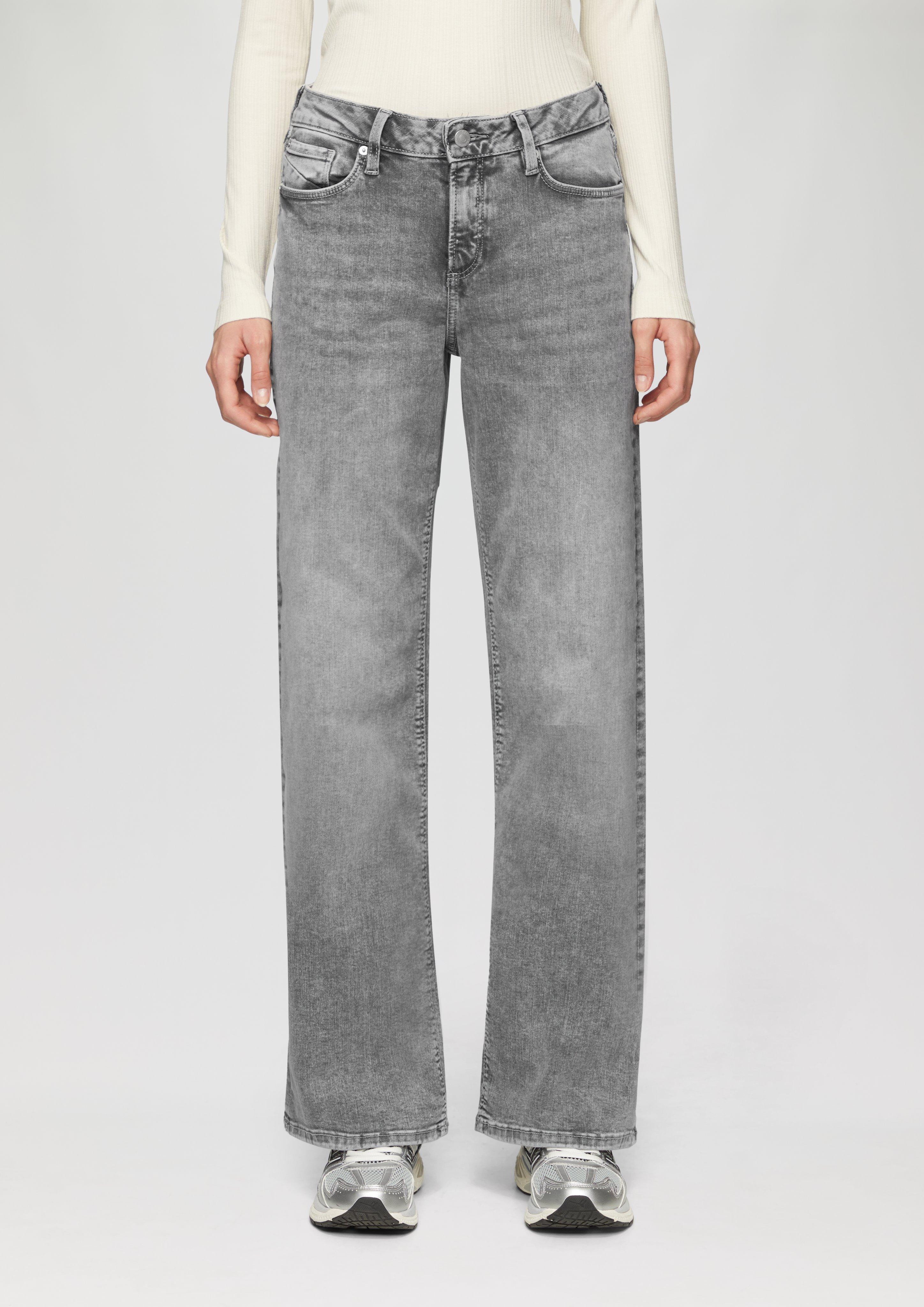 Jeans in 93Z7, 56Z7, 99Z2 & 58Z7