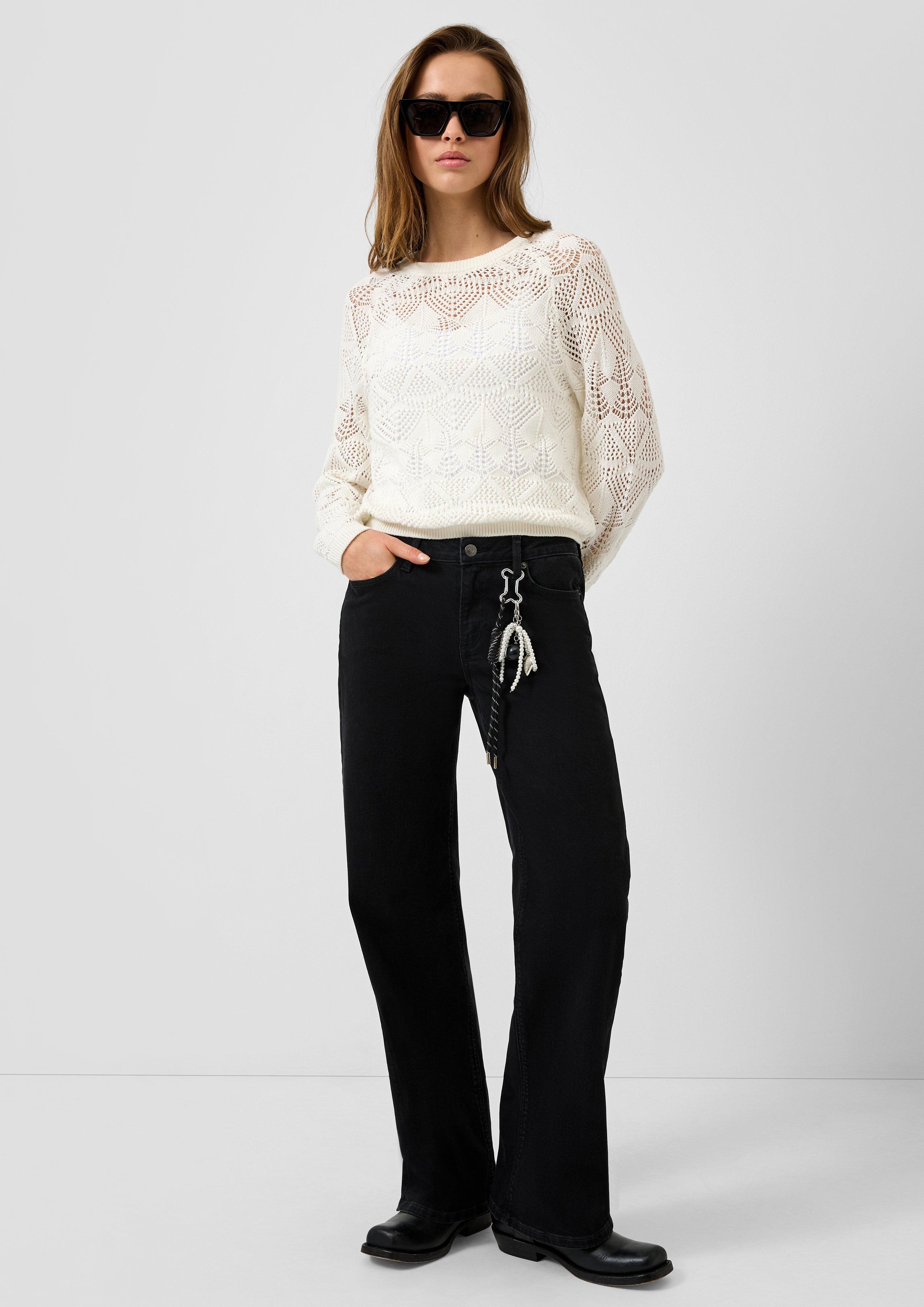 Jeans in 99Z2, 93Z7, 56Z7 & 58Z7