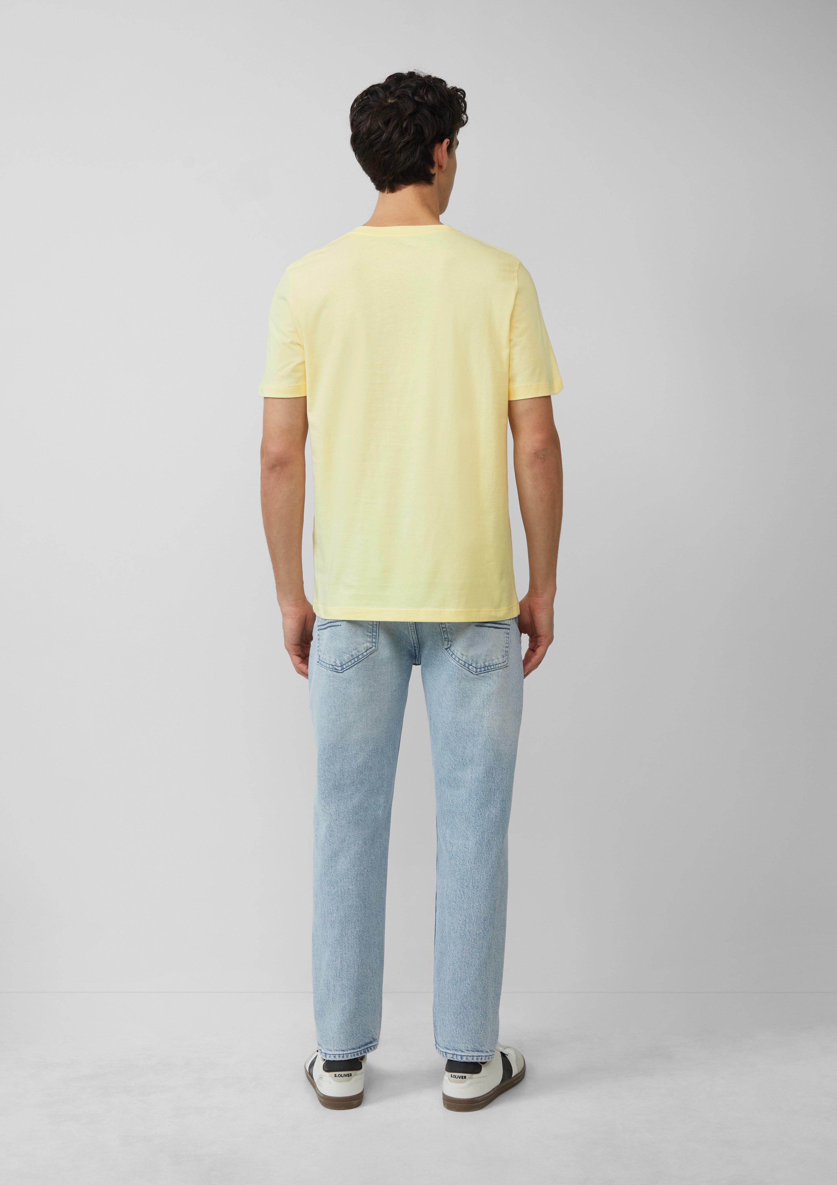 T-Shirt in 12D1, 94D1, 58D1, 58D2, 01D2 & 01D1