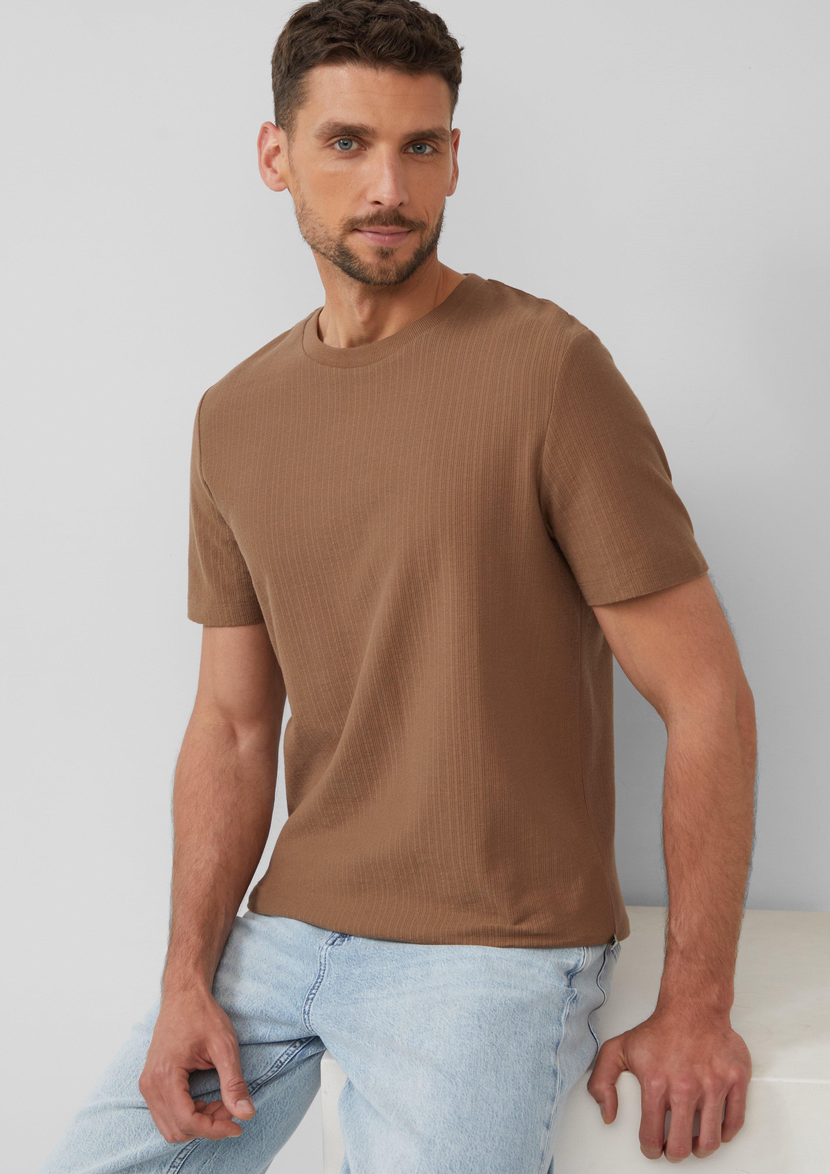 T-shirt in 8483, 9467, 0330 & 5852