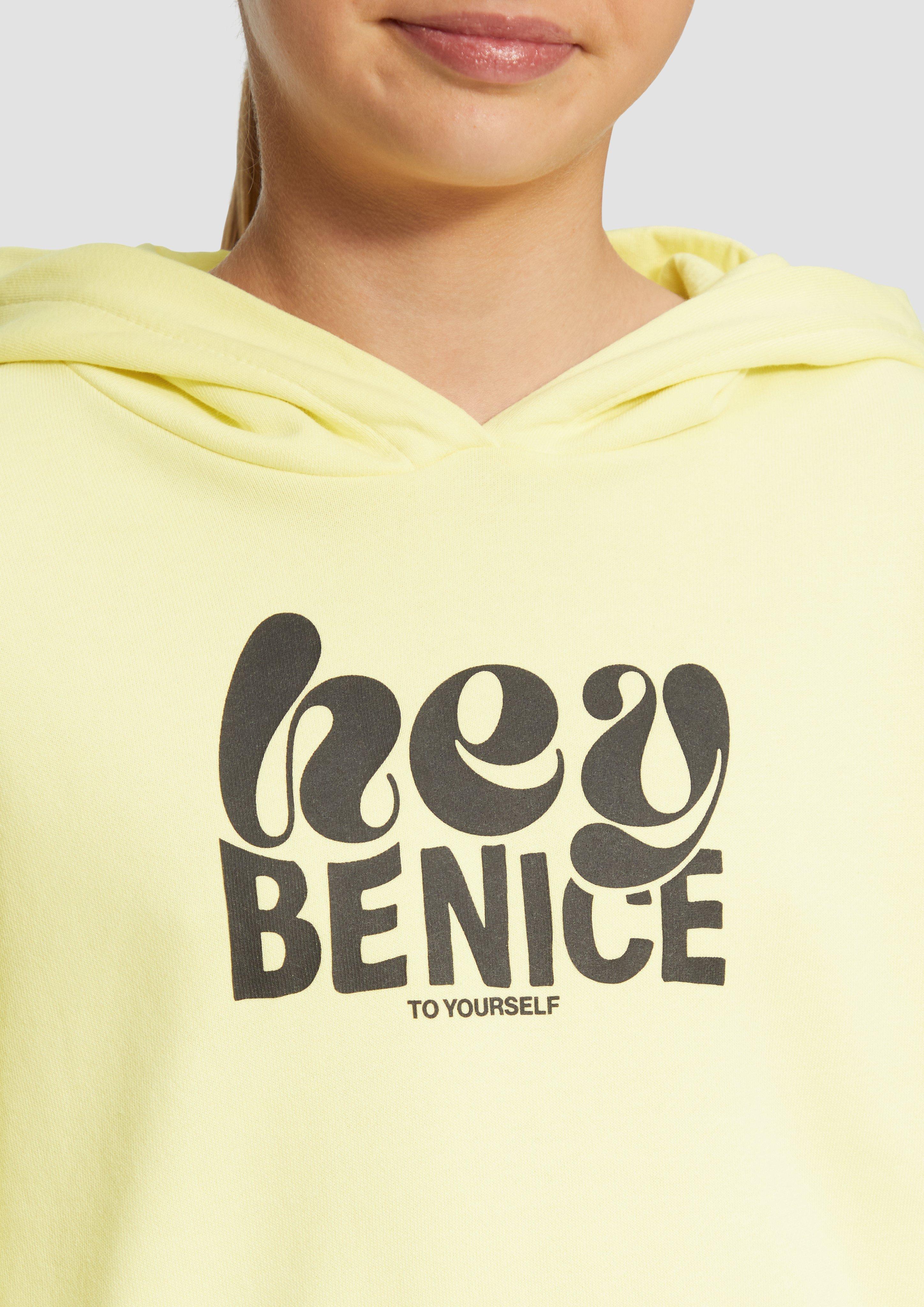 Sweatshirt in 1120, 6080, 4062 & 5327