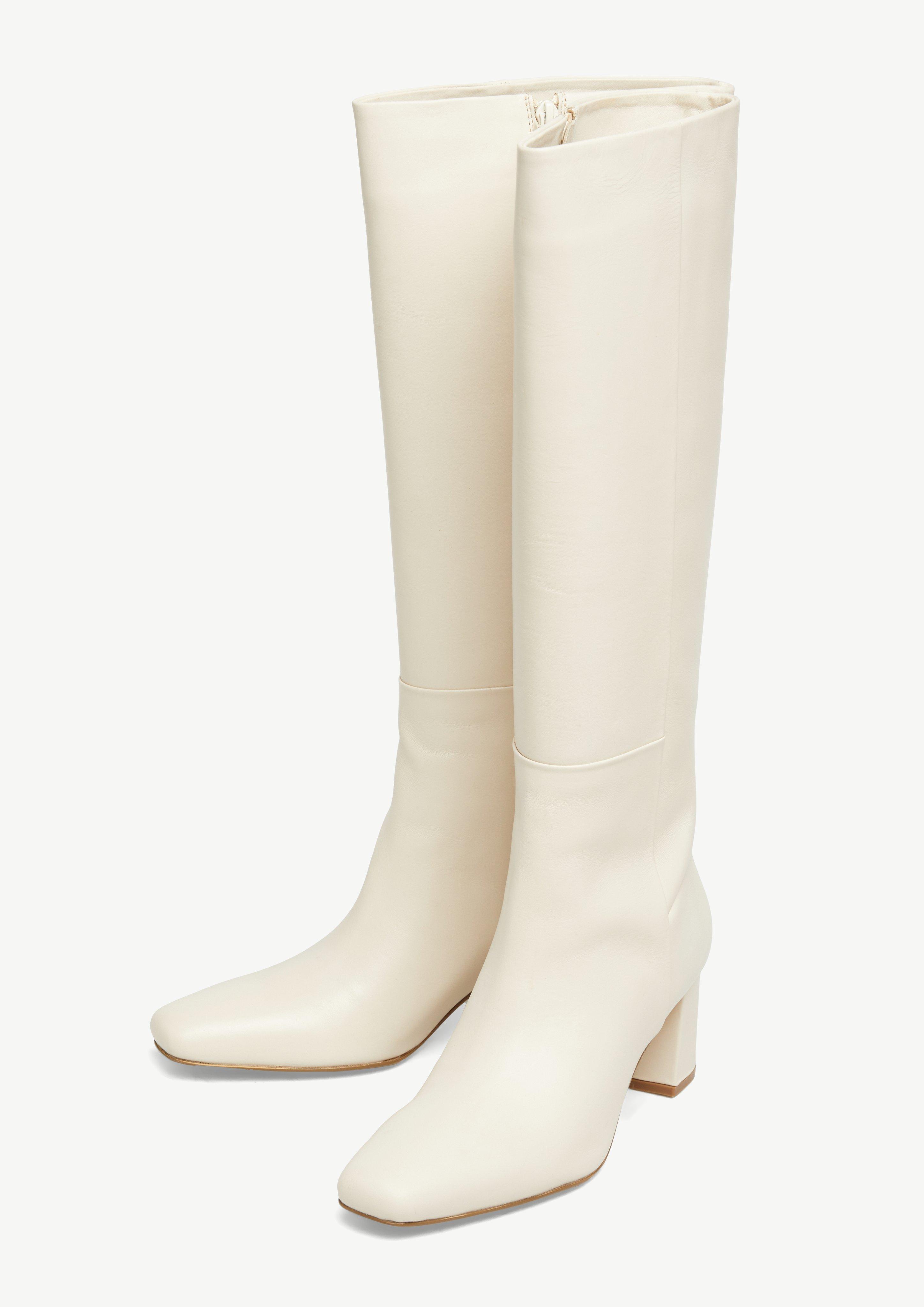 Fページ　269 Lederstiefel mit Blockabsatz - Beige | Comma