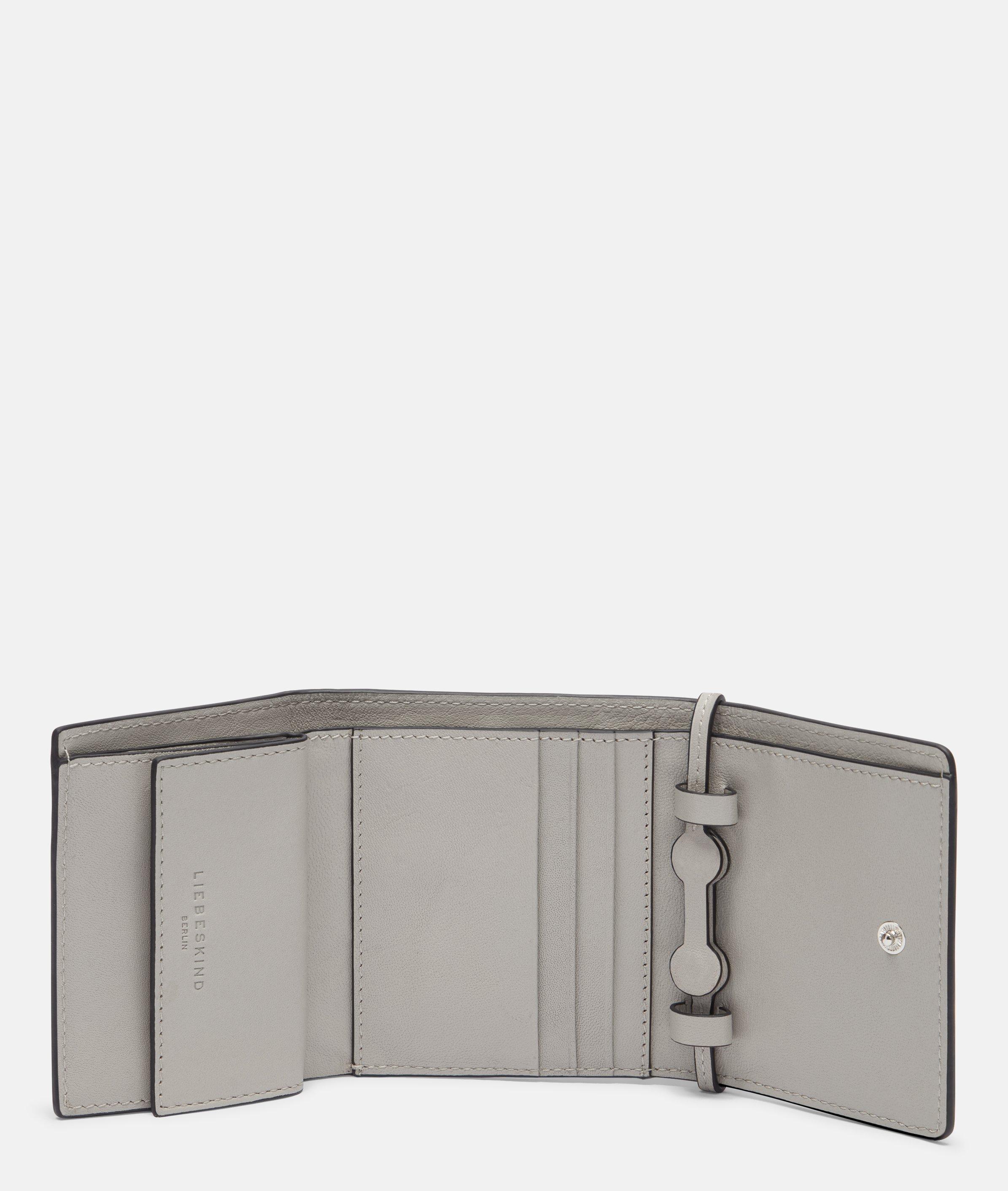 Ada in grijs, beige, groen, geel, blauw, crème, zwart & groen