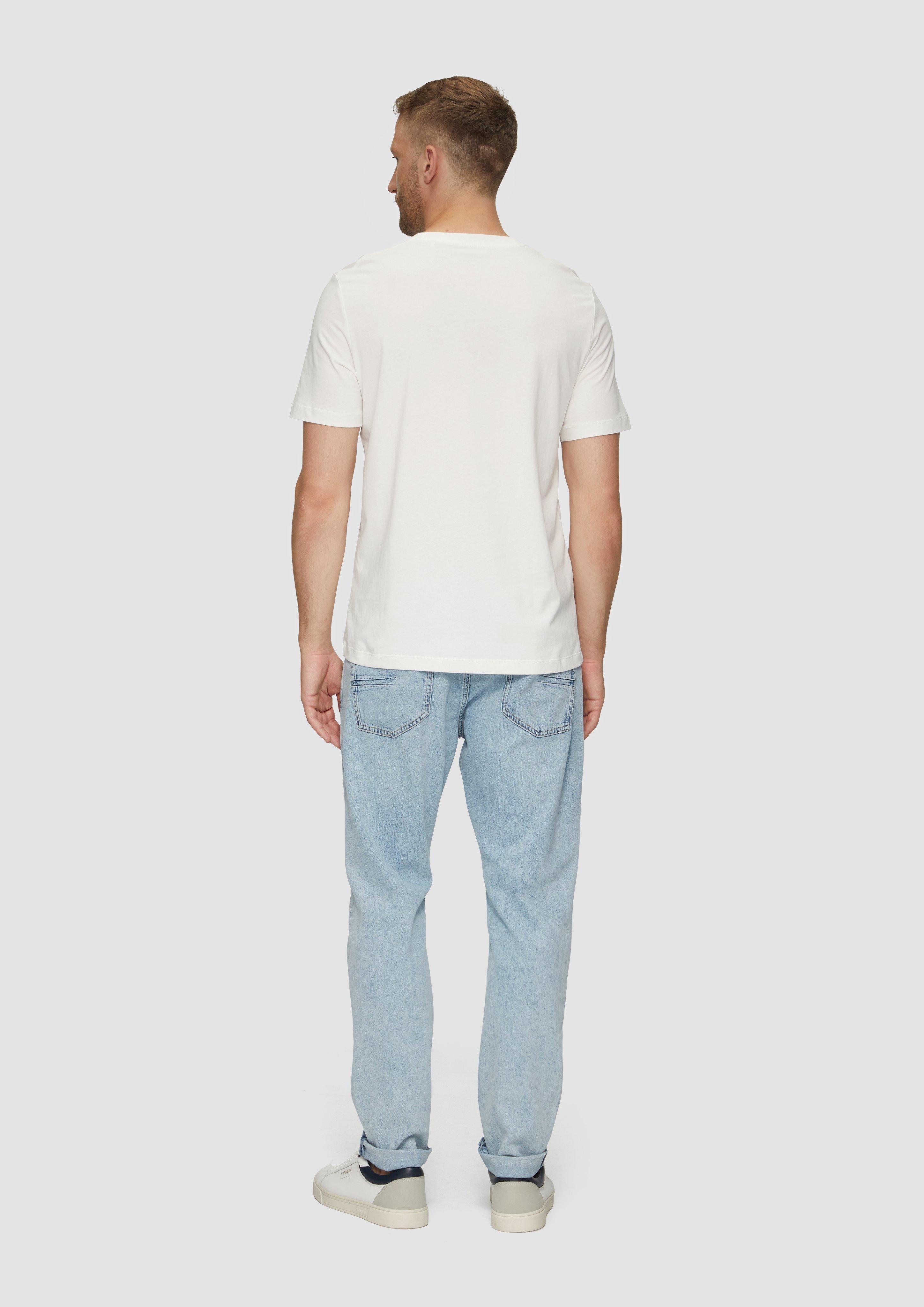 T-Shirt in 01D2, 59D3, 01D1, 23D1, 59D1, 01D3, 67D1, 23D3, 62D2 & 62D3