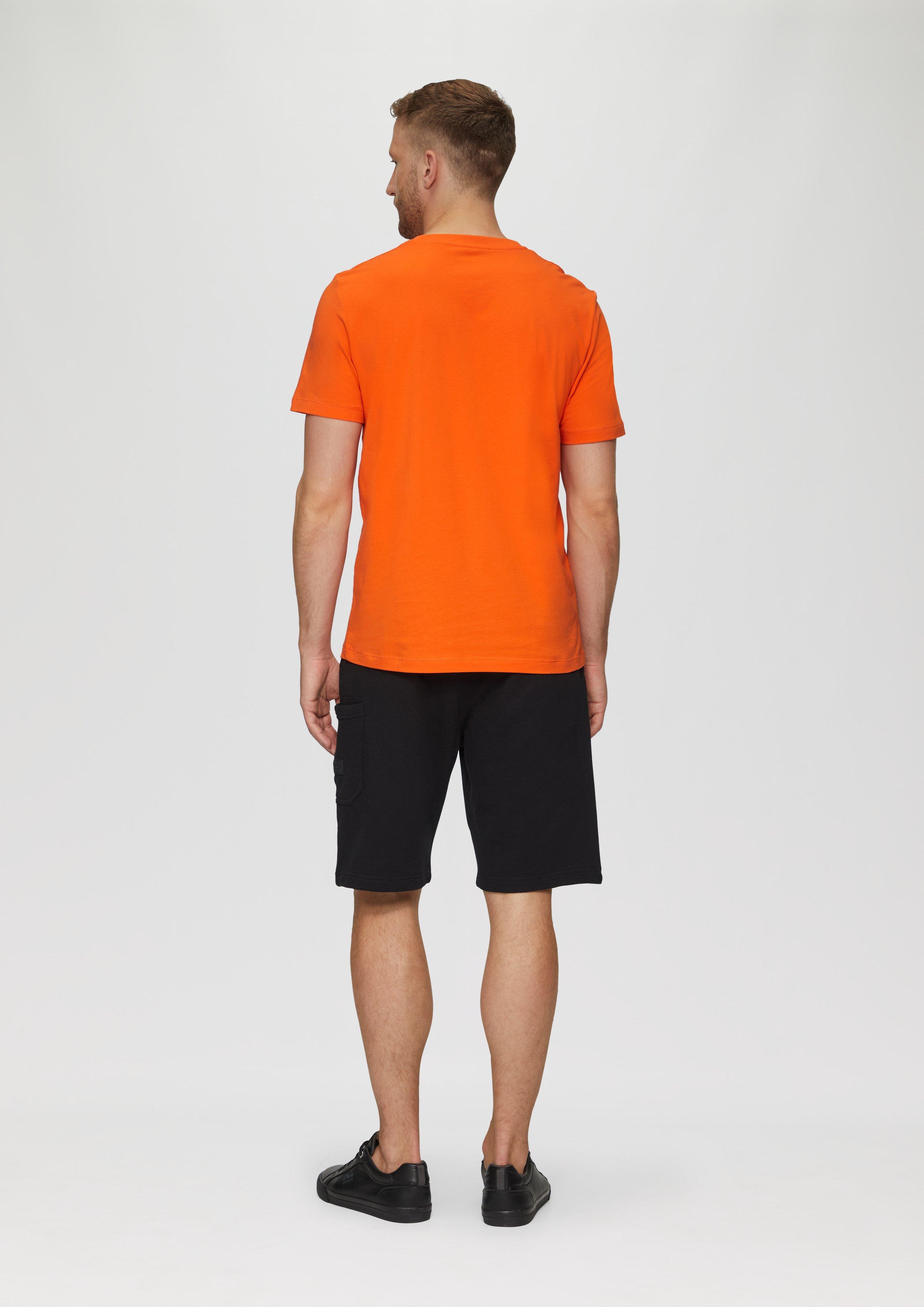 T-shirt in 23D1, 59D3, 01D1, 01D2, 59D1, 01D3, 67D1, 23D3, 62D2 & 62D3