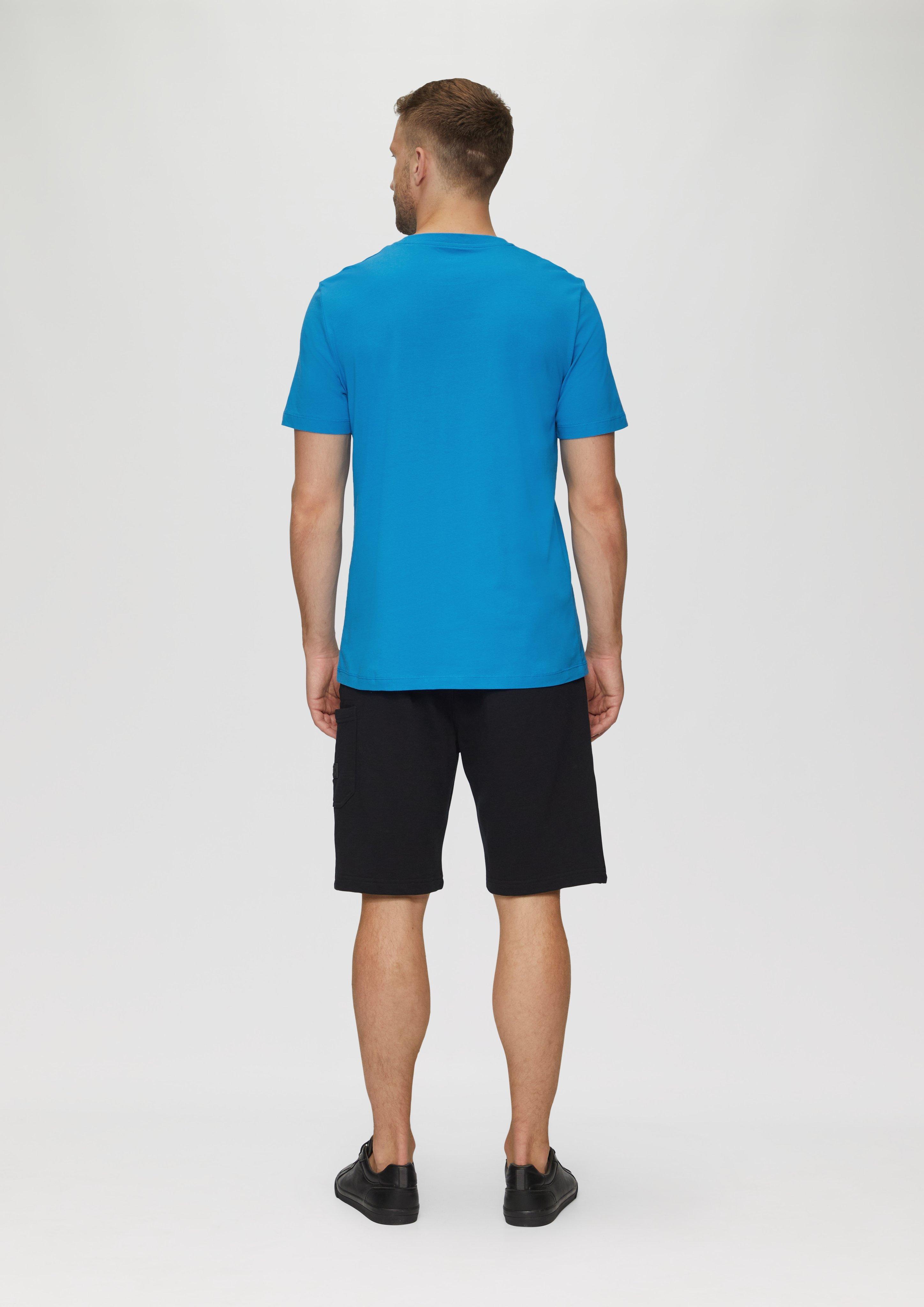 T-shirt in 62D2, 59D3, 01D1, 23D1, 01D2, 59D1, 01D3, 67D1, 23D3 & 62D3