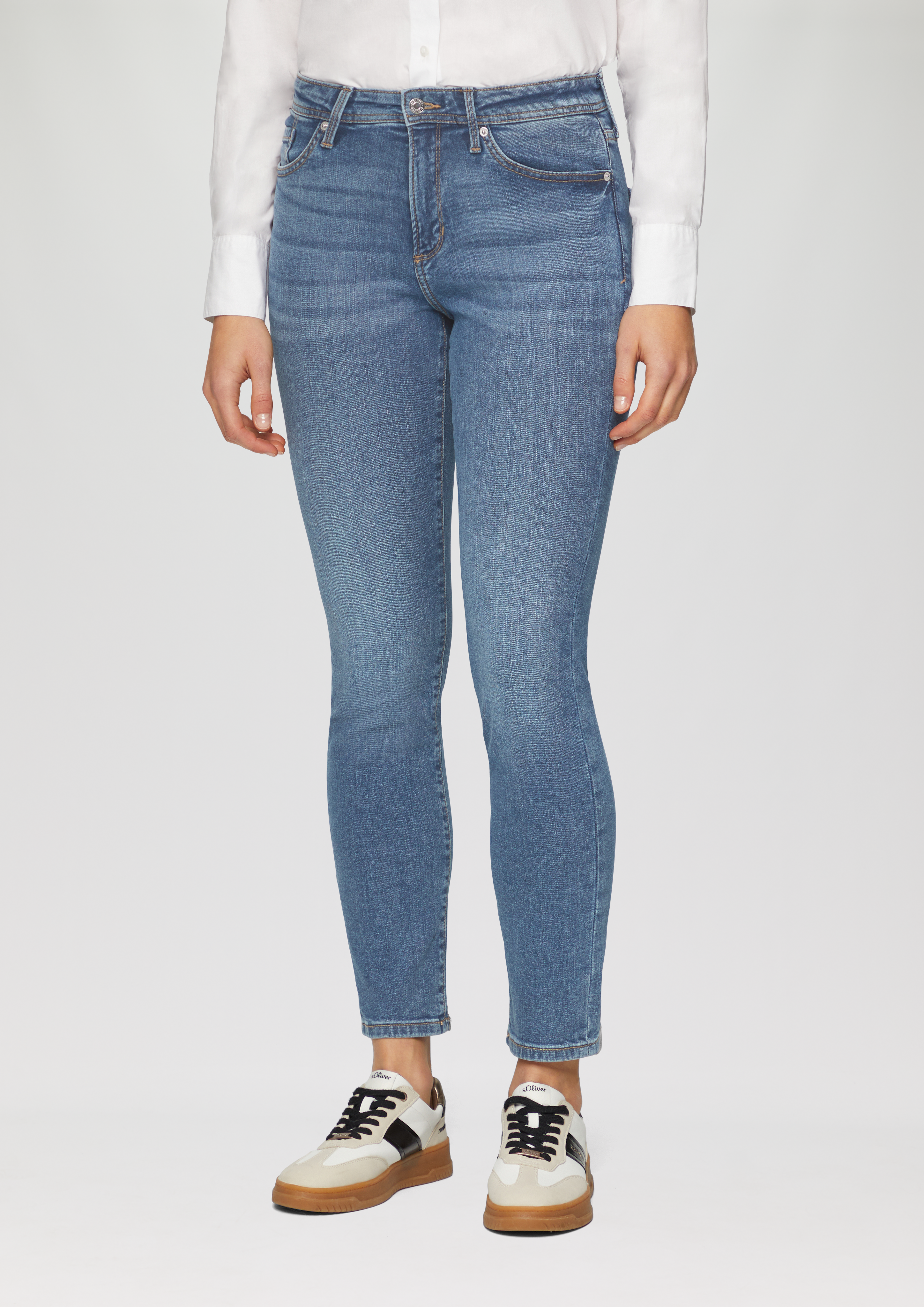 Jeans in 57Z4, 59Z4, 55Z4 & 99Z4