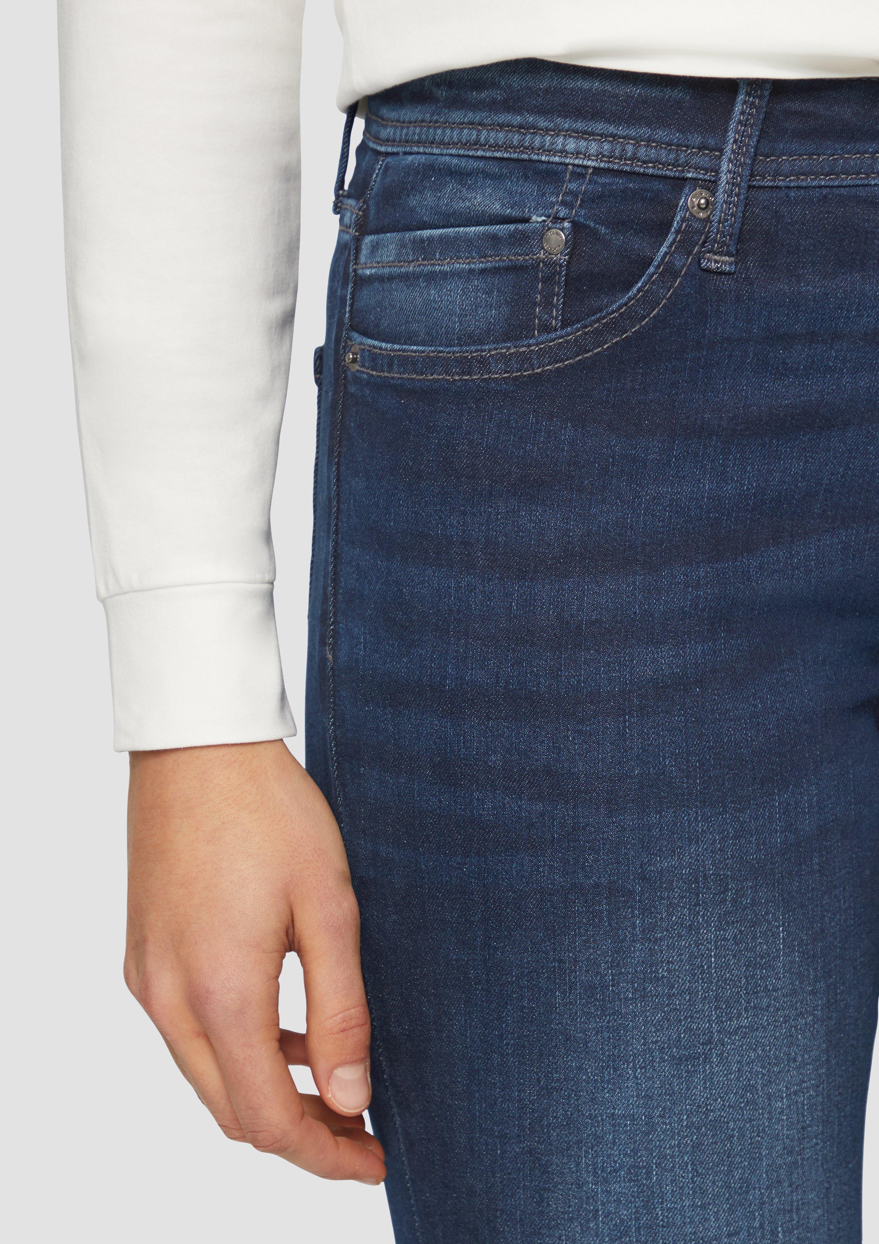 Jeans in 59Z4, 57Z4, 55Z4 & 99Z4