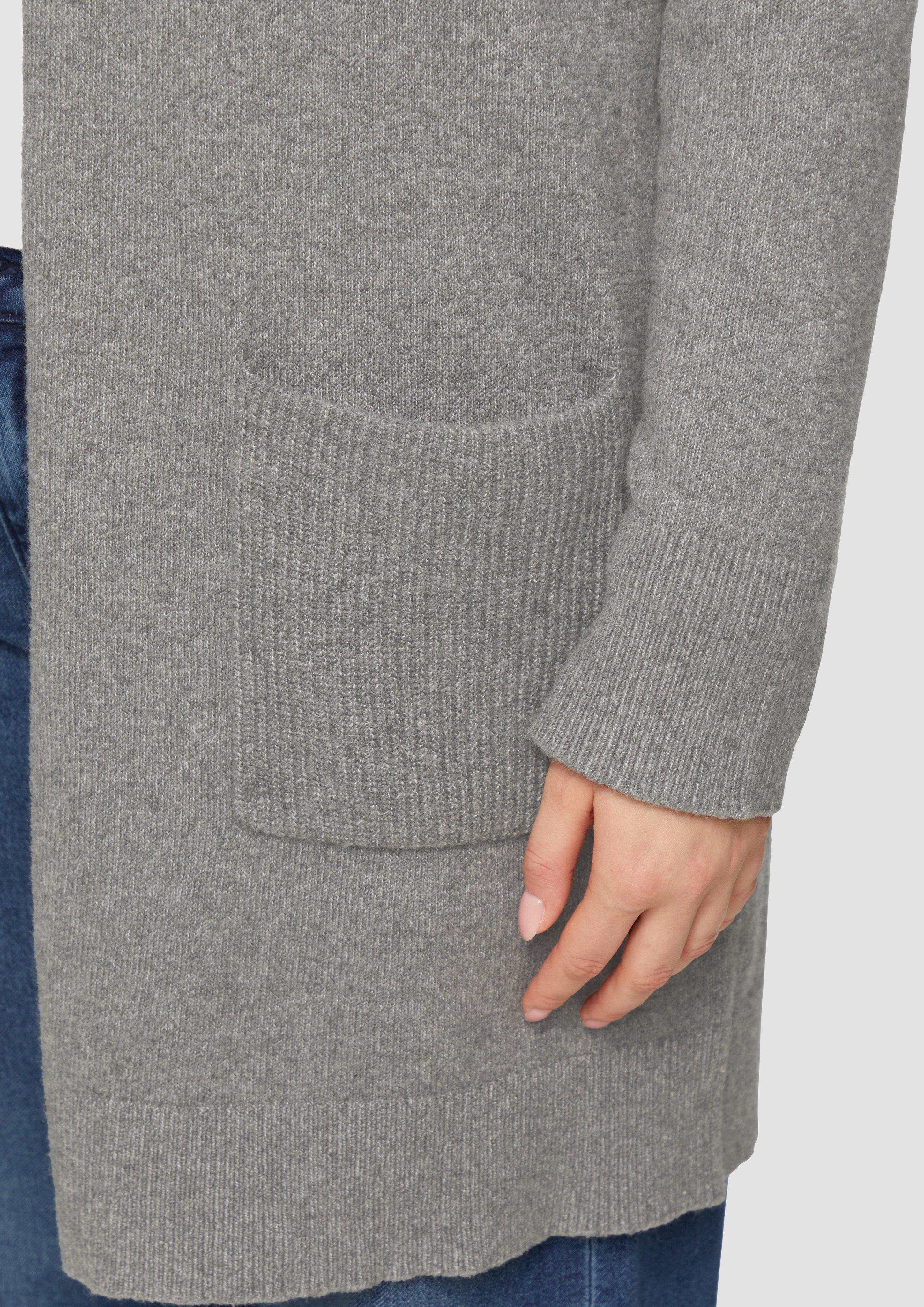 Cardigan in 9730 & 9999