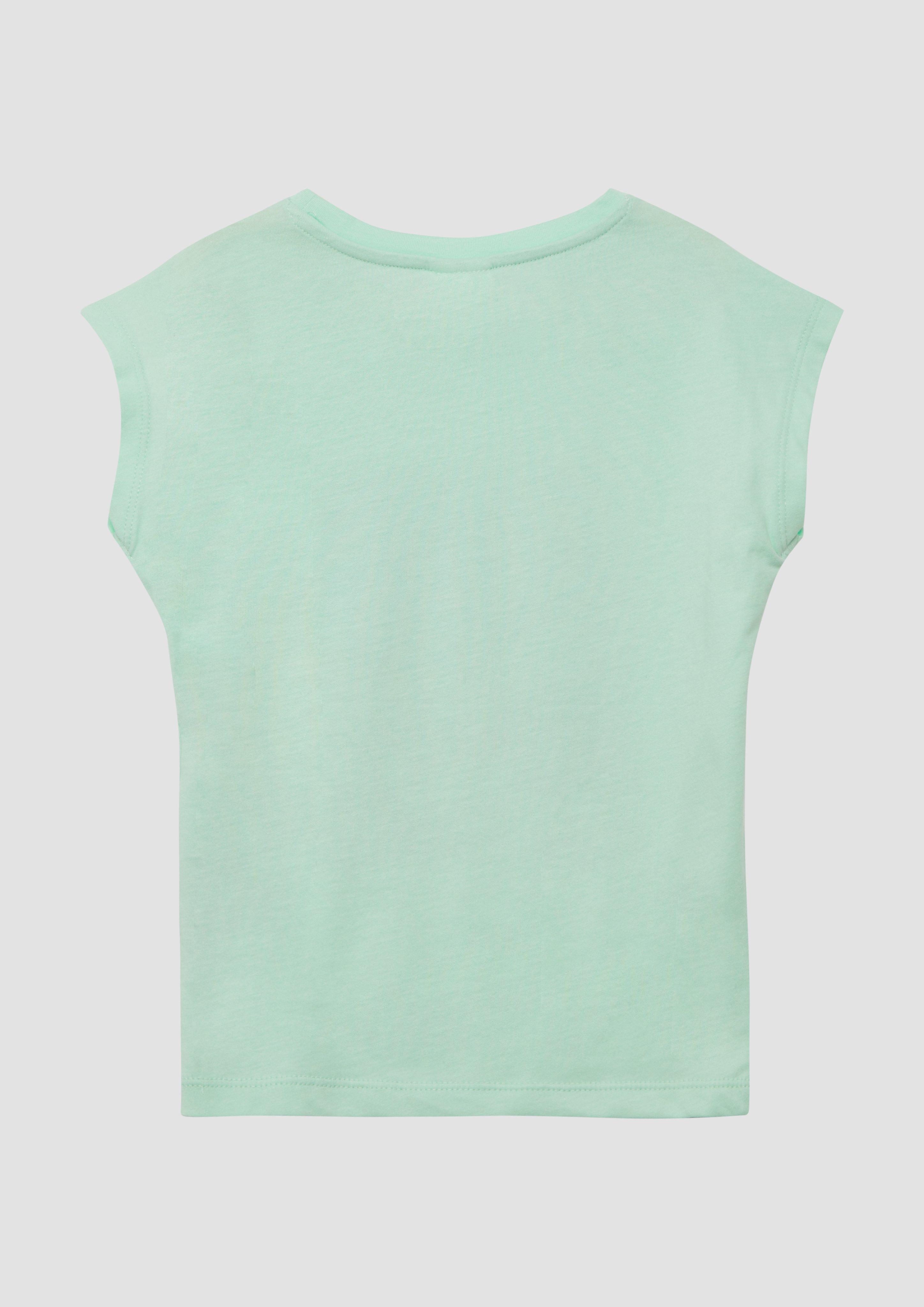 T-shirt in 6080, 4222, 0100 & 1120