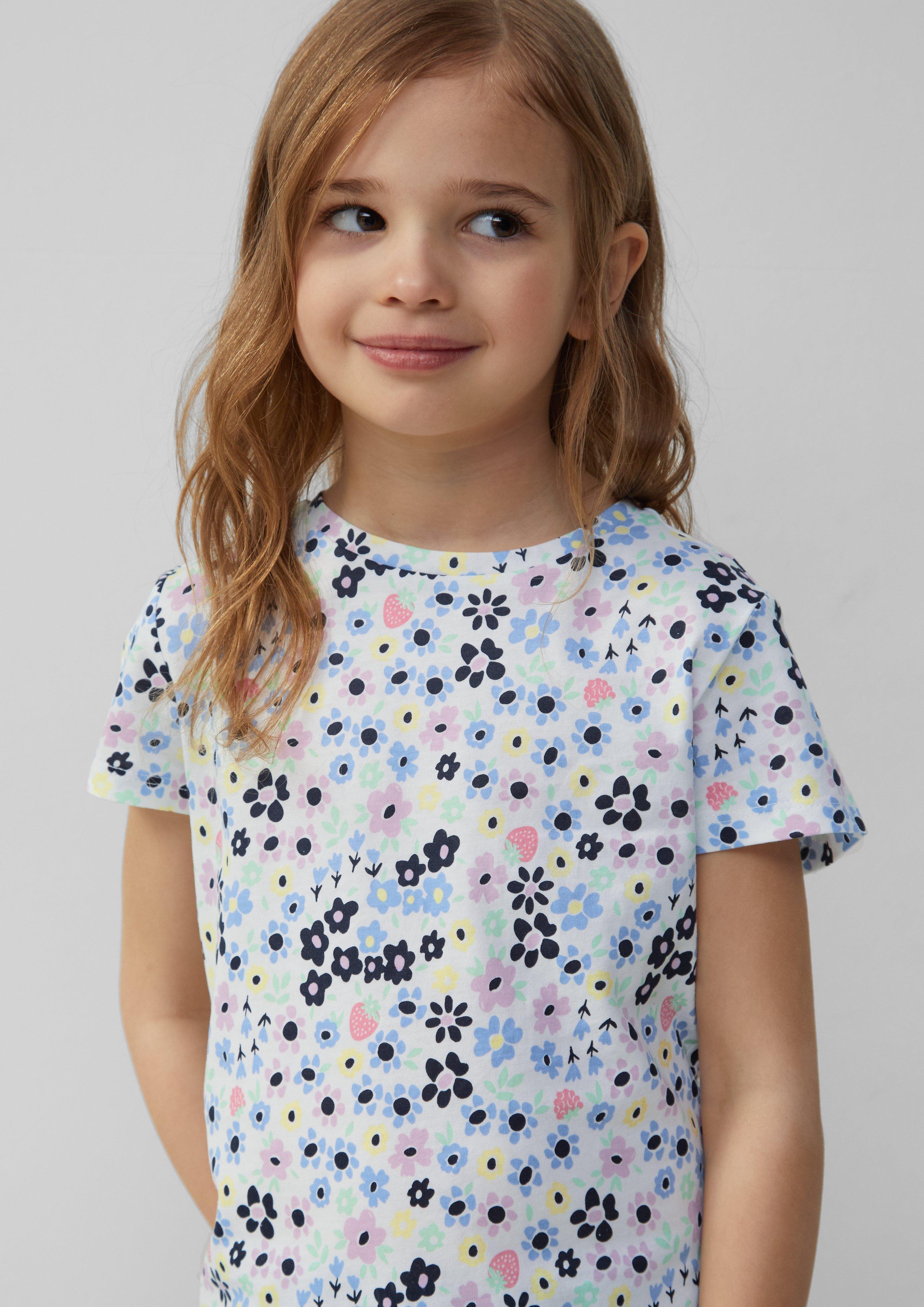 T-Shirt in 01A2, 42A3 & 59A2