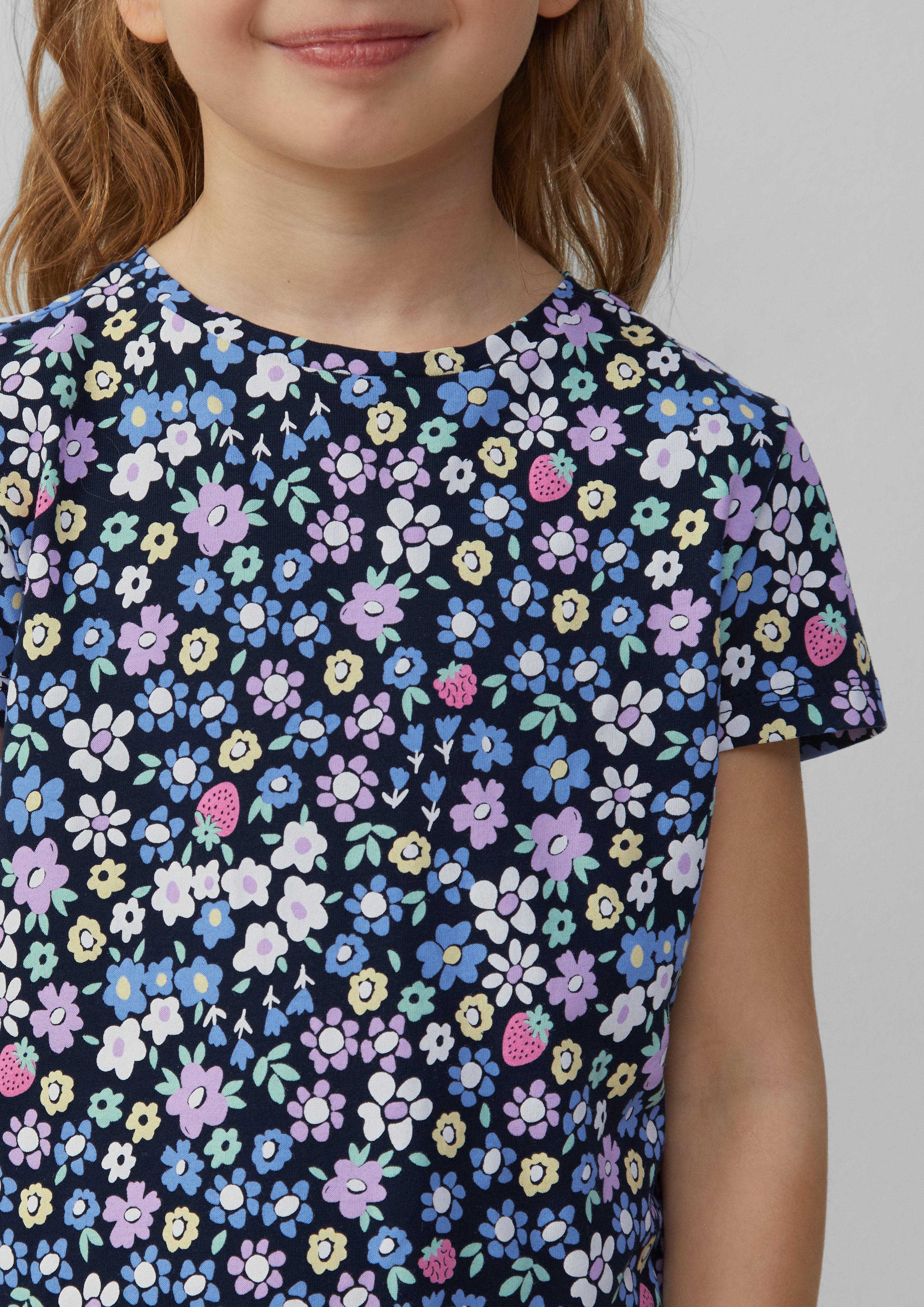 T-Shirt in 59A2, 42A3 & 01A2