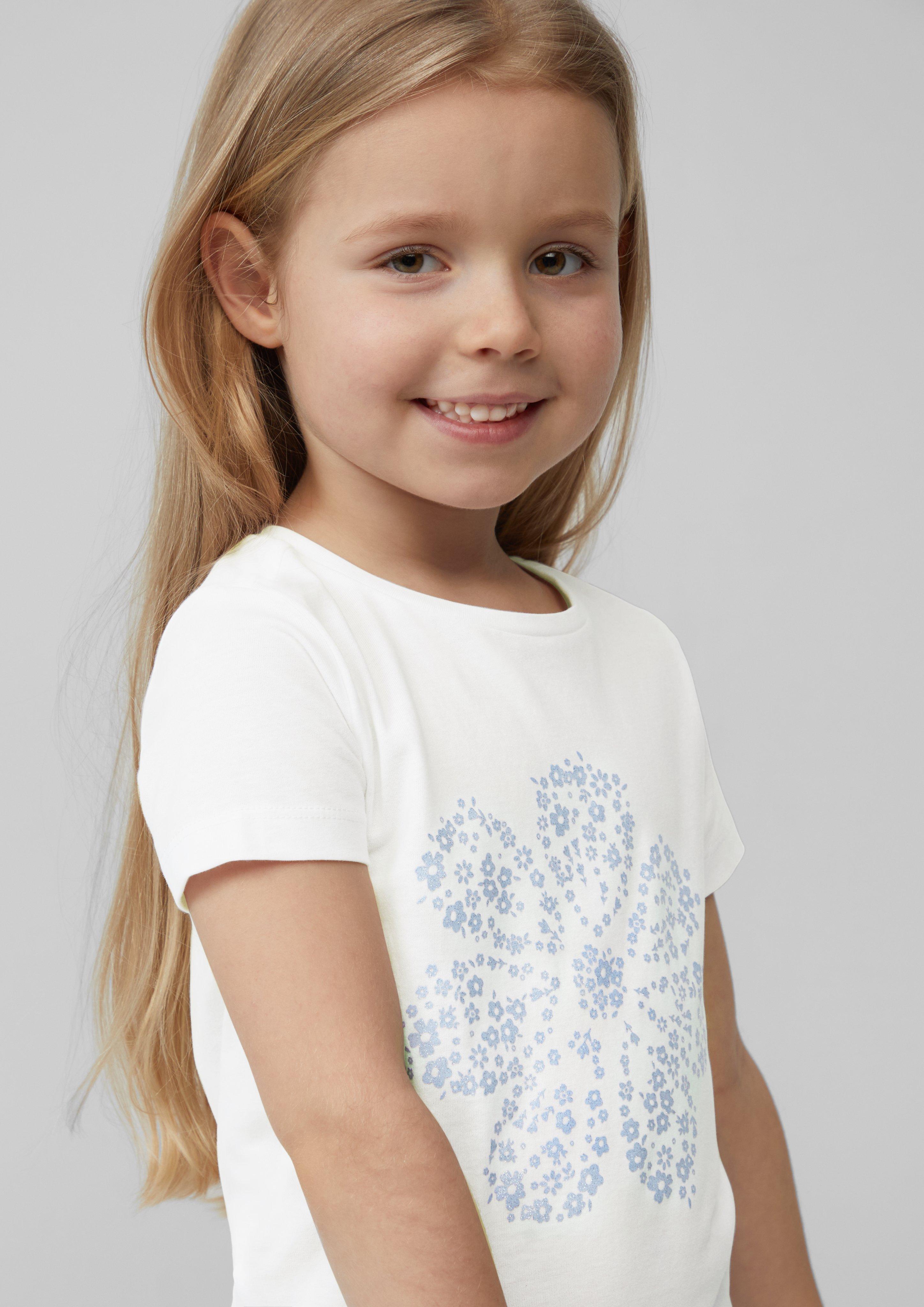 T-shirt in 0100, 1120, 4222 & 6080