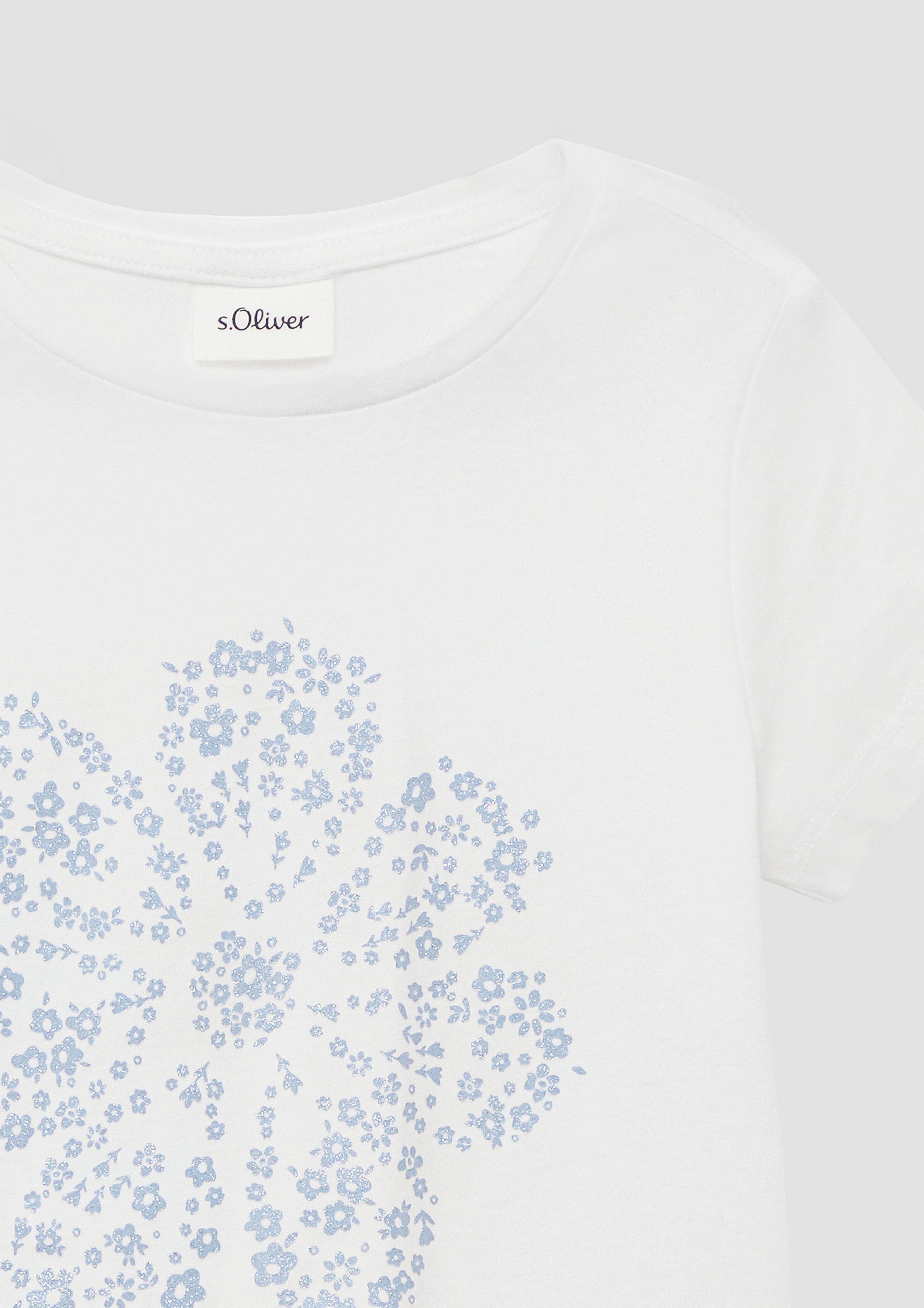 T-shirt in 0100, 1120, 4222 & 6080