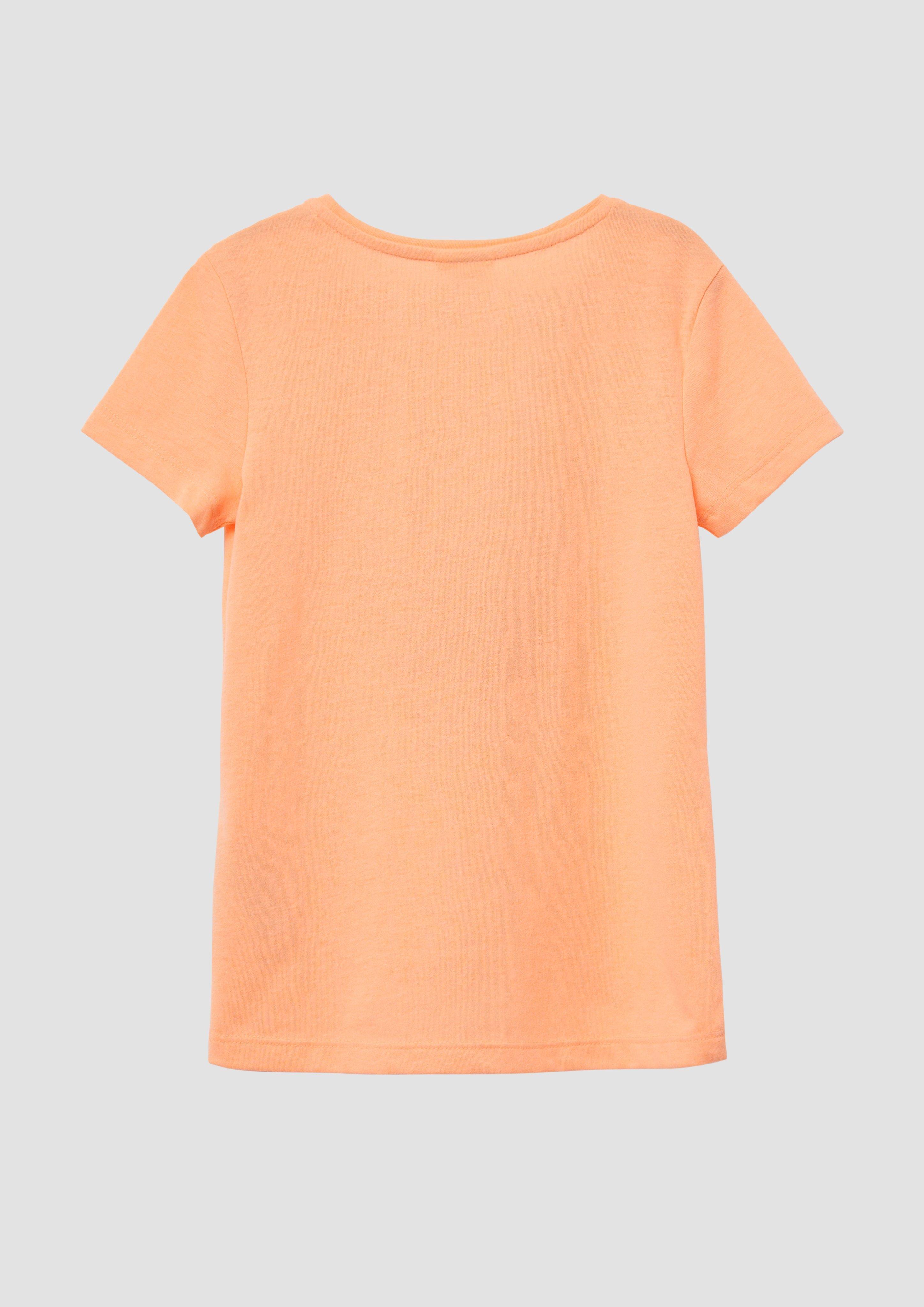 T-shirt in 0068, 4222 & 6115