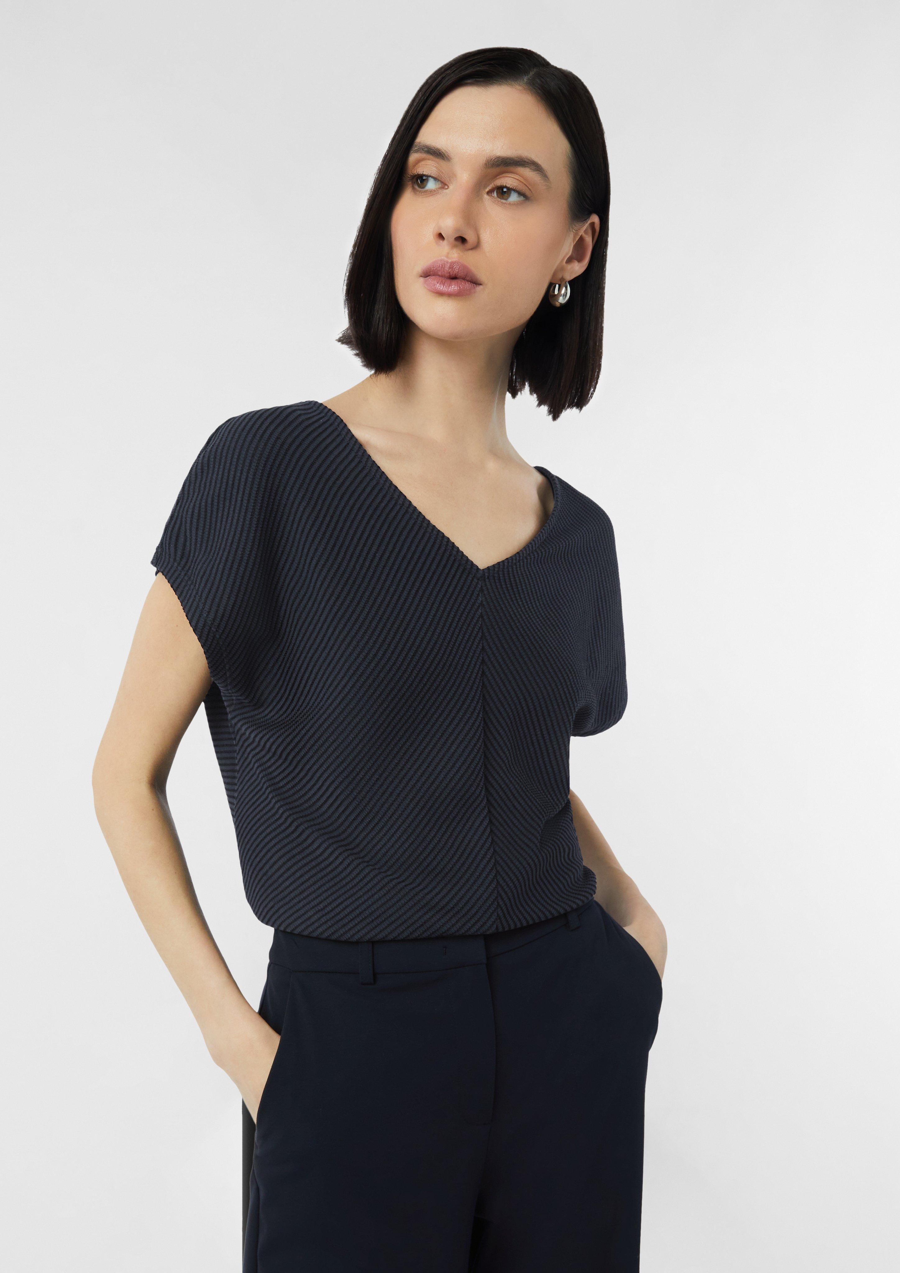 T-Shirt in 5976, 0120 & 7167