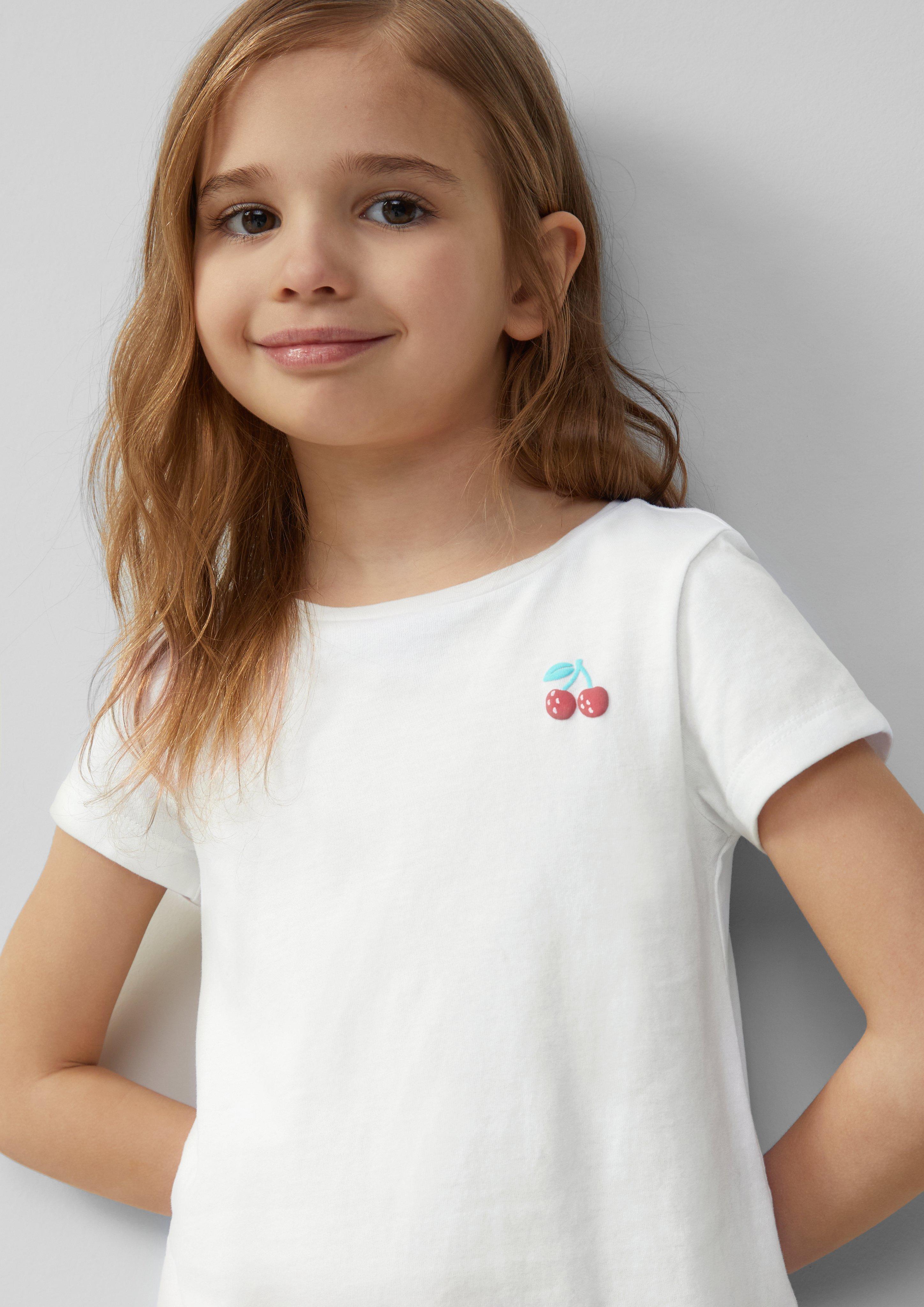 T-Shirt in 0100, 44D0, 44D1, 4222 & 5327