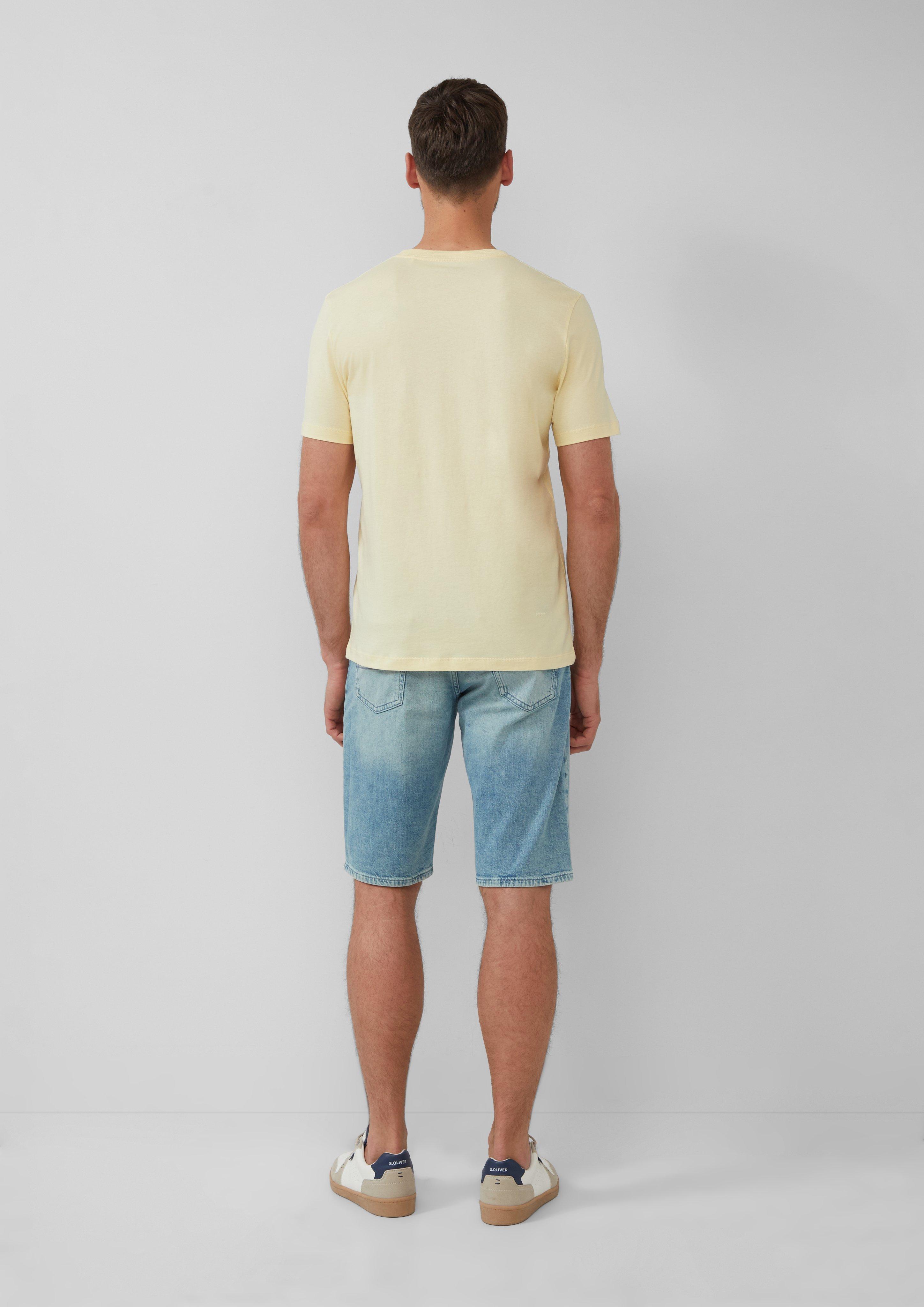 T-Shirt in 12D2, 01D1, 58D1, 12D1, 58D2, 94D1 & 64D2