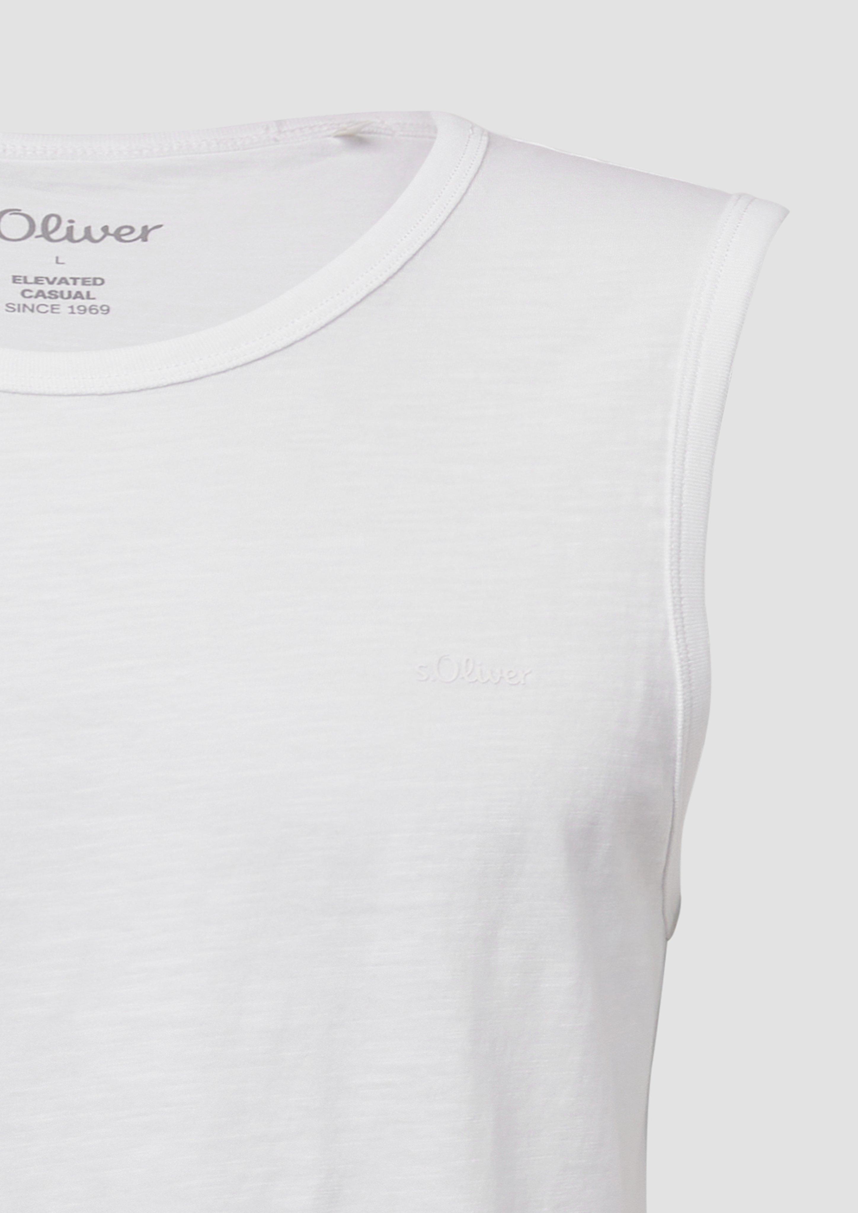 T-shirt in 0100, 5852, 9999 & 9467