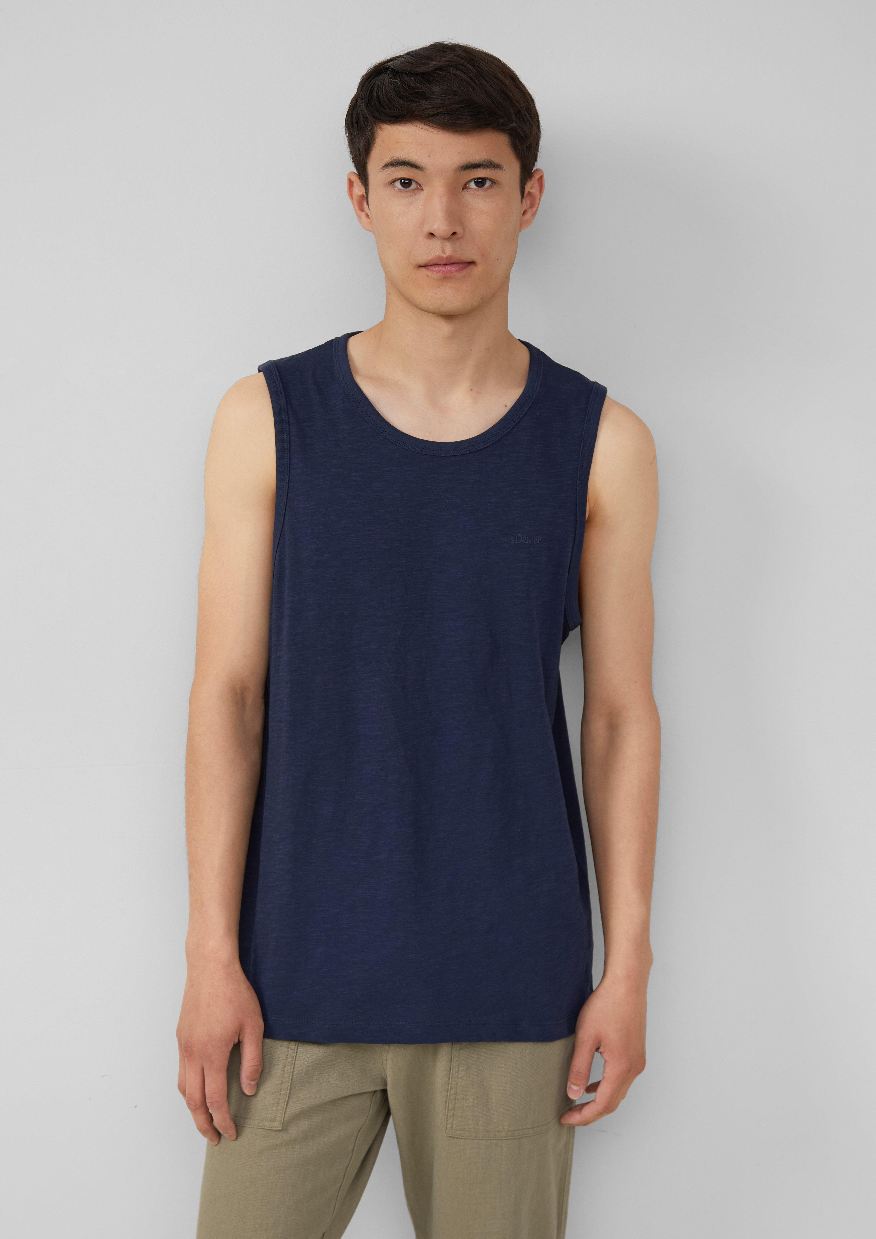 T-Shirt in 5852, 9999, 0100 & 9467