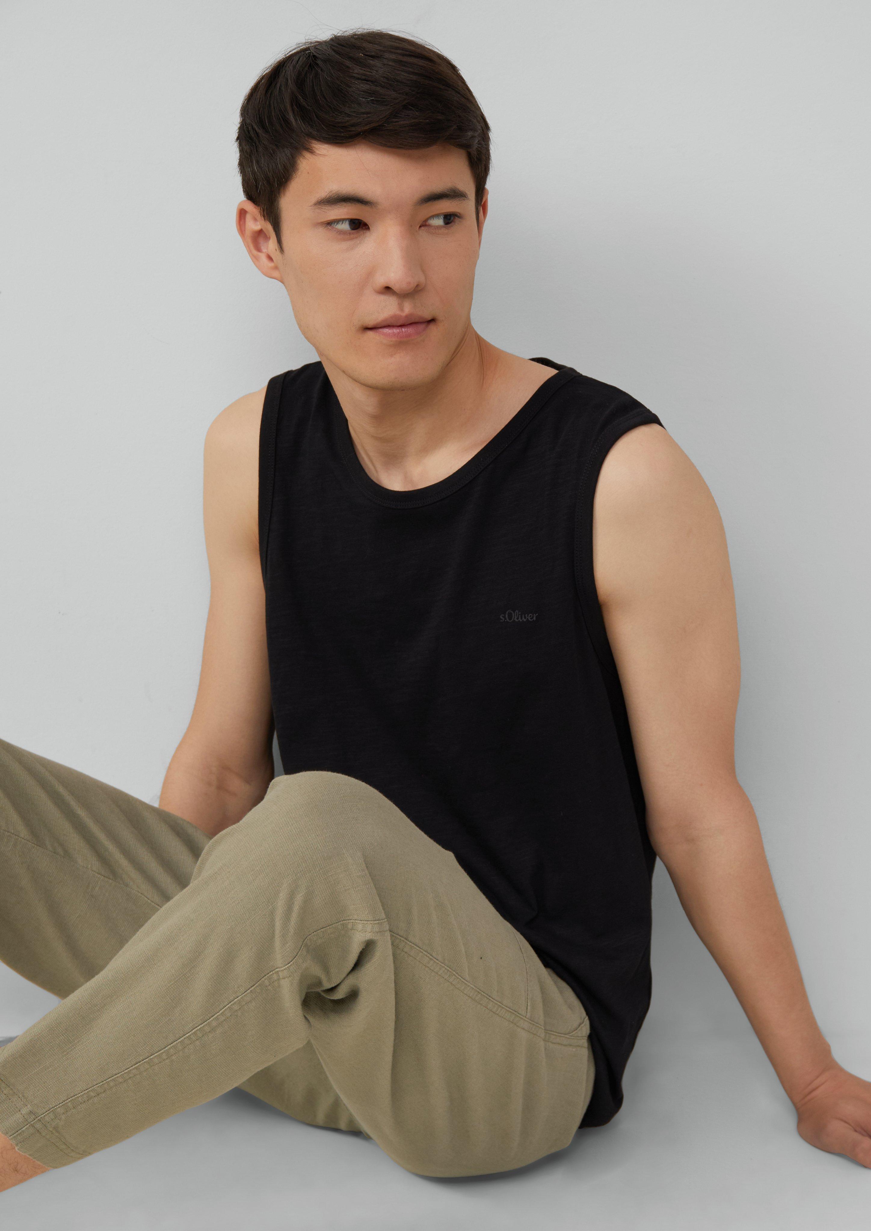 T-shirt in 9999, 5852, 0100 & 9467