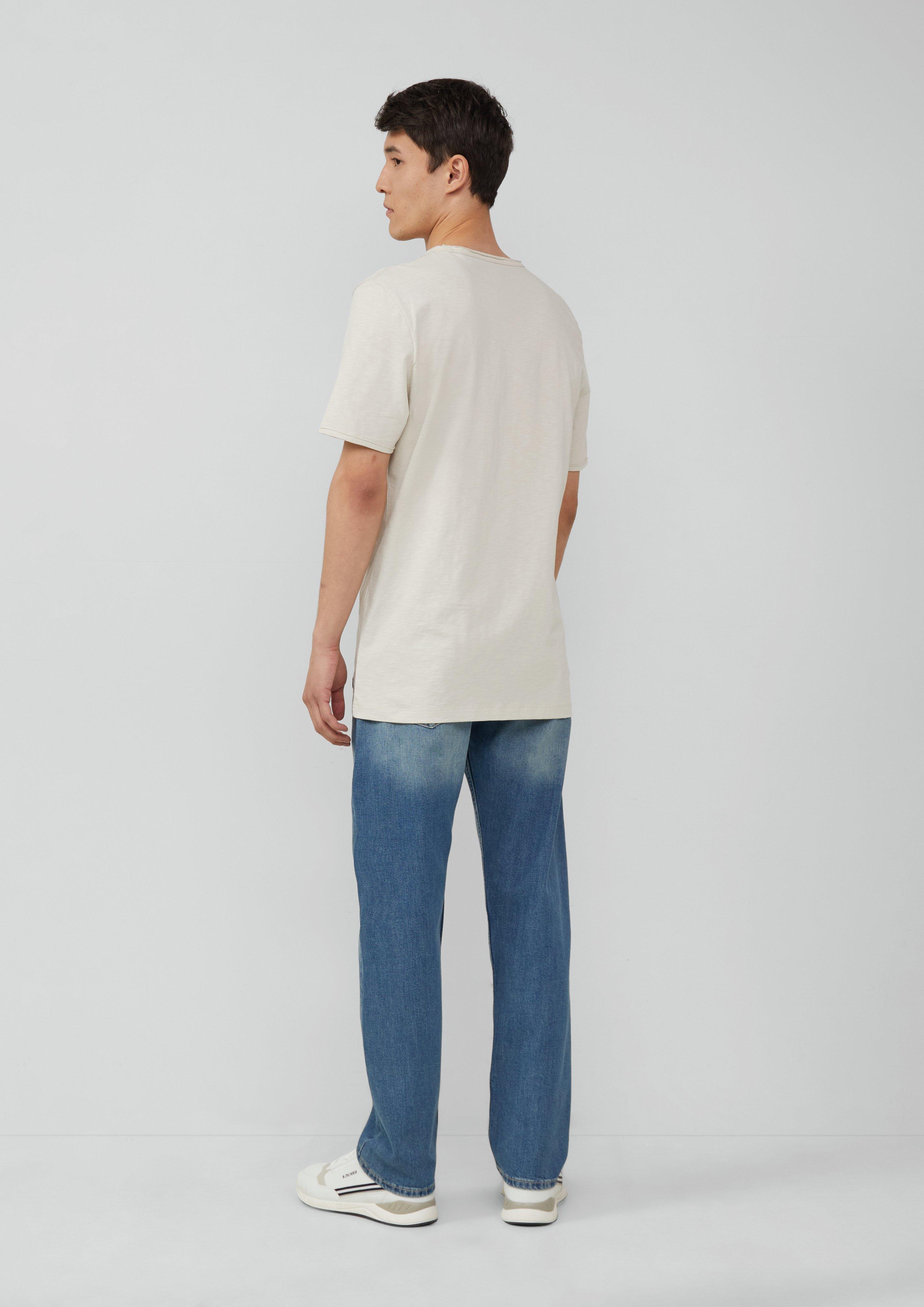 T-shirt in 0330, 9467, 5852, 6259, 9999 & 1210