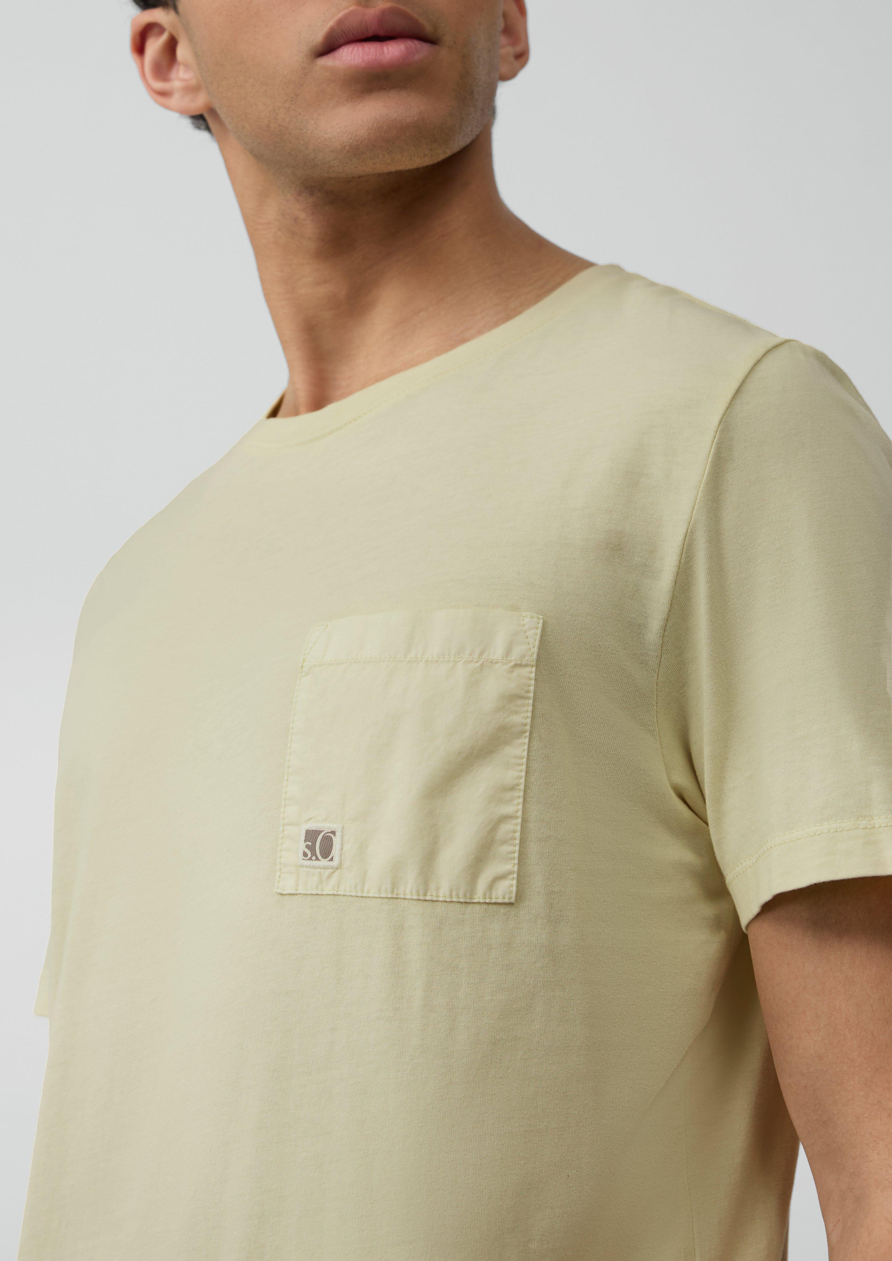 T-shirt in 1210, 5852, 9467 & 8483