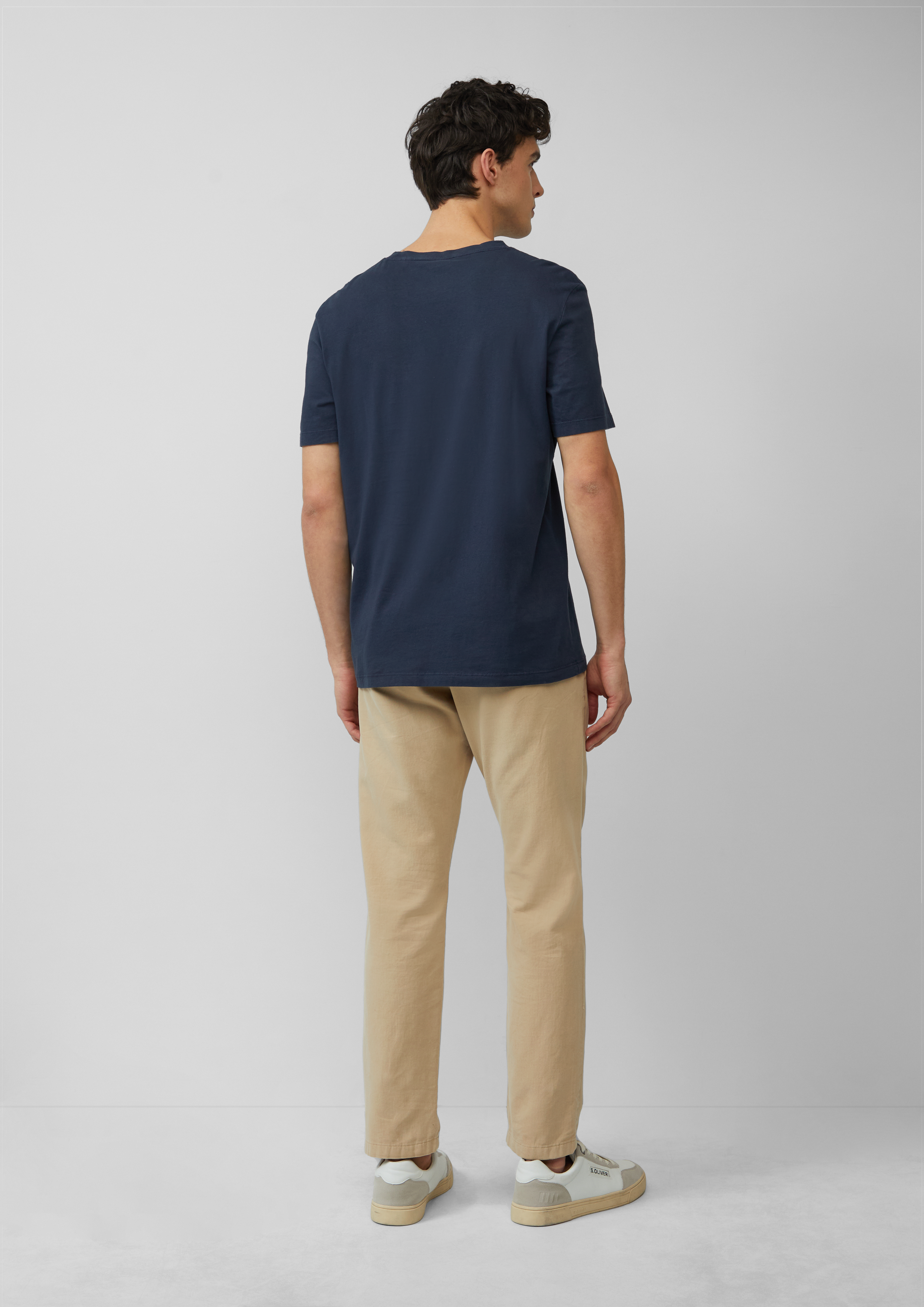 T-shirt in 5852, 1210, 9467 & 8483