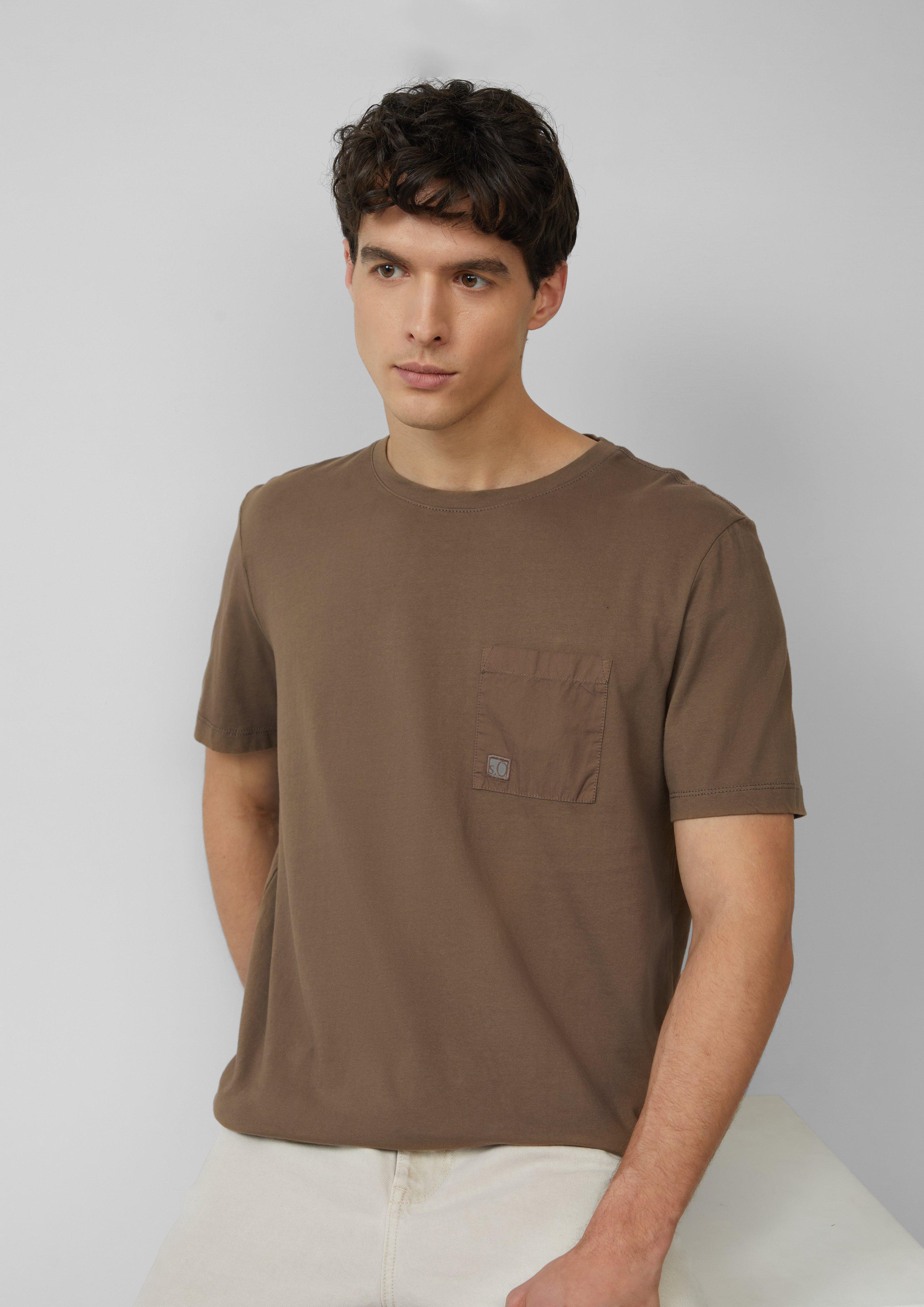 T-Shirt in 8483, 5852, 1210 & 9467