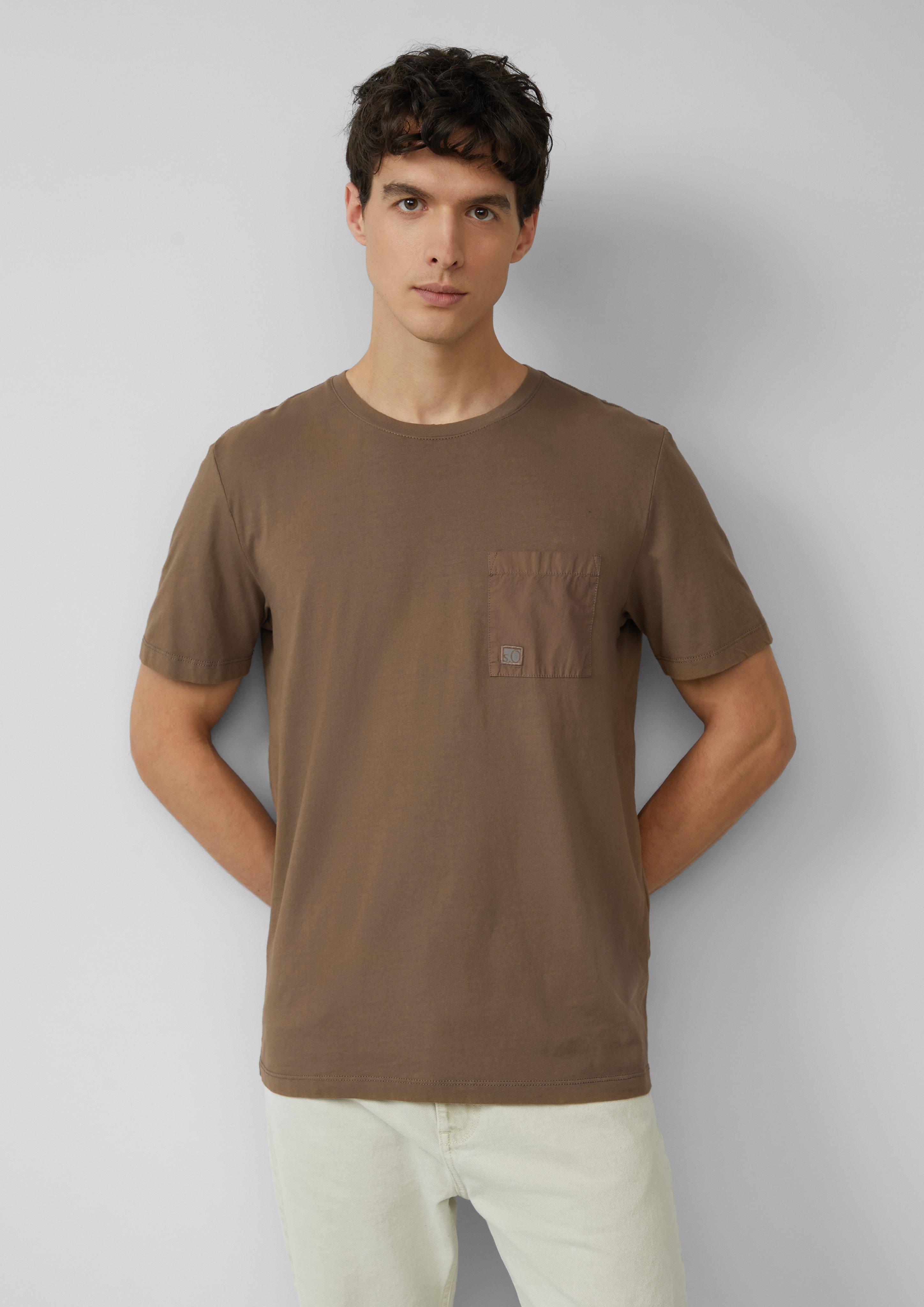 T-Shirt in 8483, 5852, 1210 & 9467