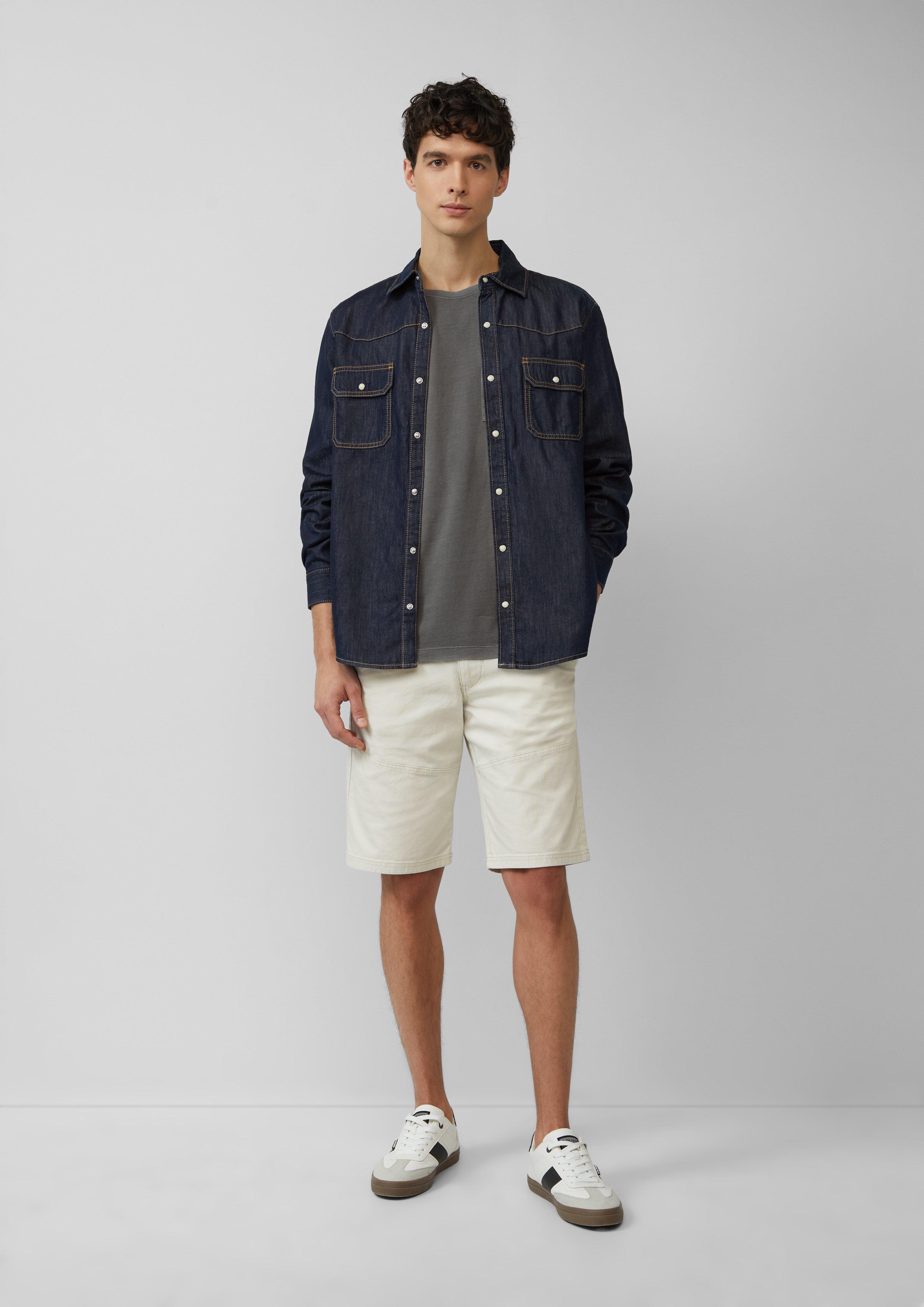 T-shirt in 9467, 5852, 1210 & 8483