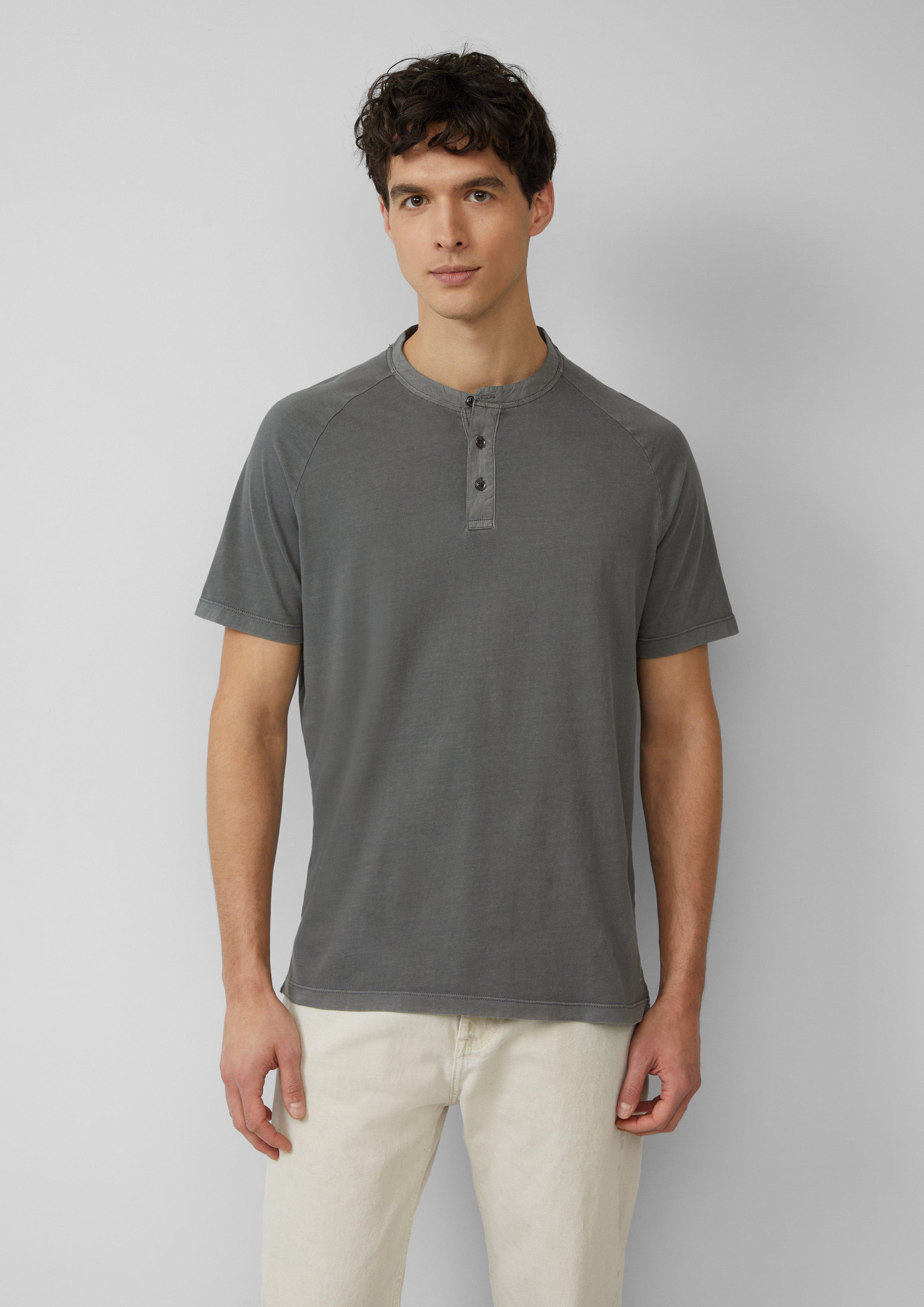 T-Shirt in 9467, 5852 & 6259