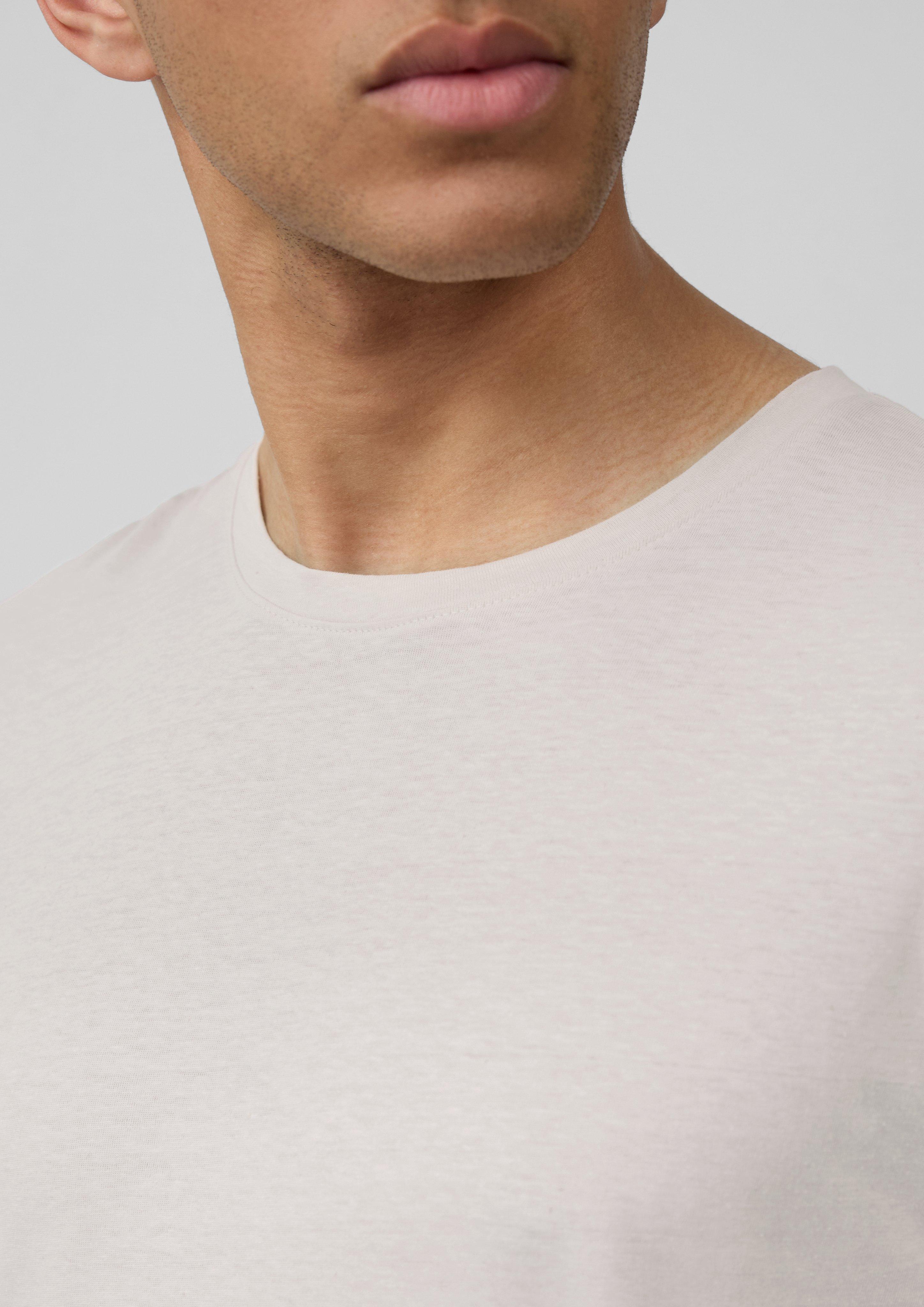 T-Shirt in 0330, 5852 & 9467