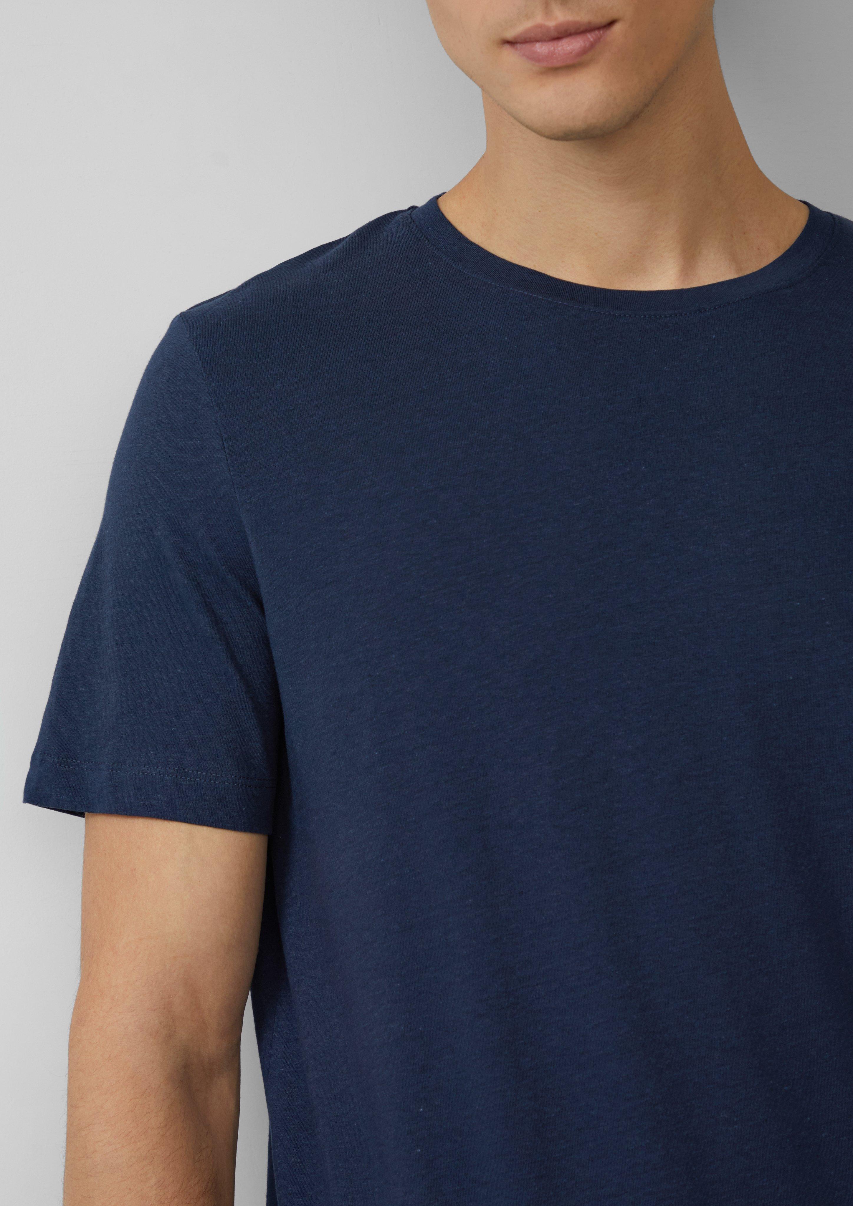 T-shirt in 5852, 0330 & 9467