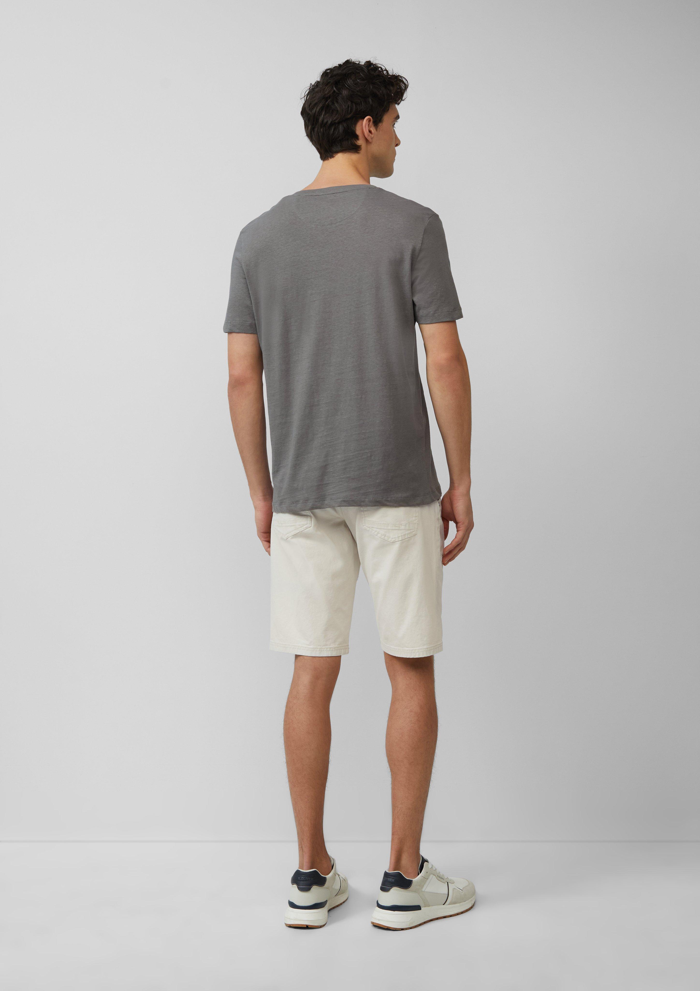 T-Shirt in 9467, 5852 & 0330