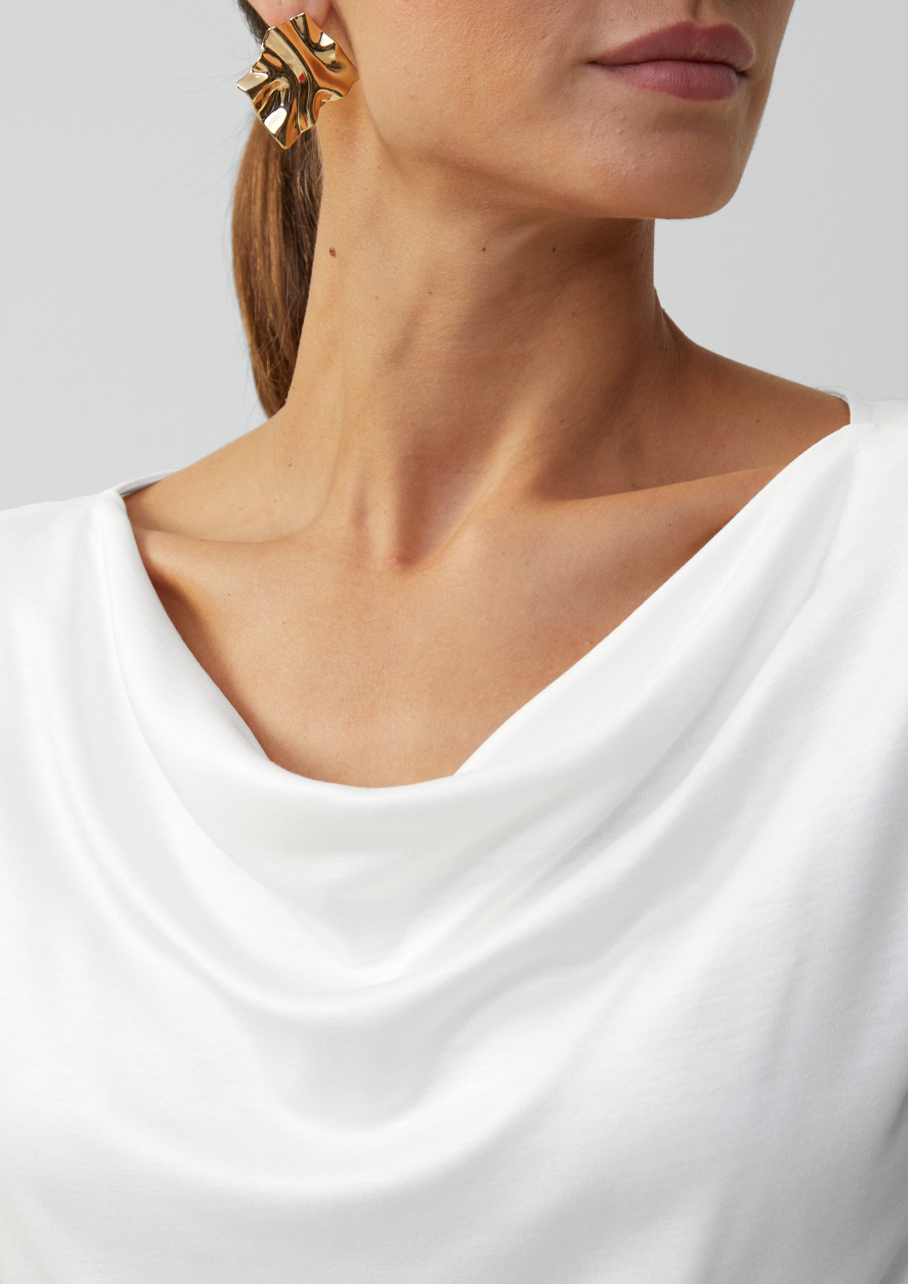 T-shirt in 0200 & 5959