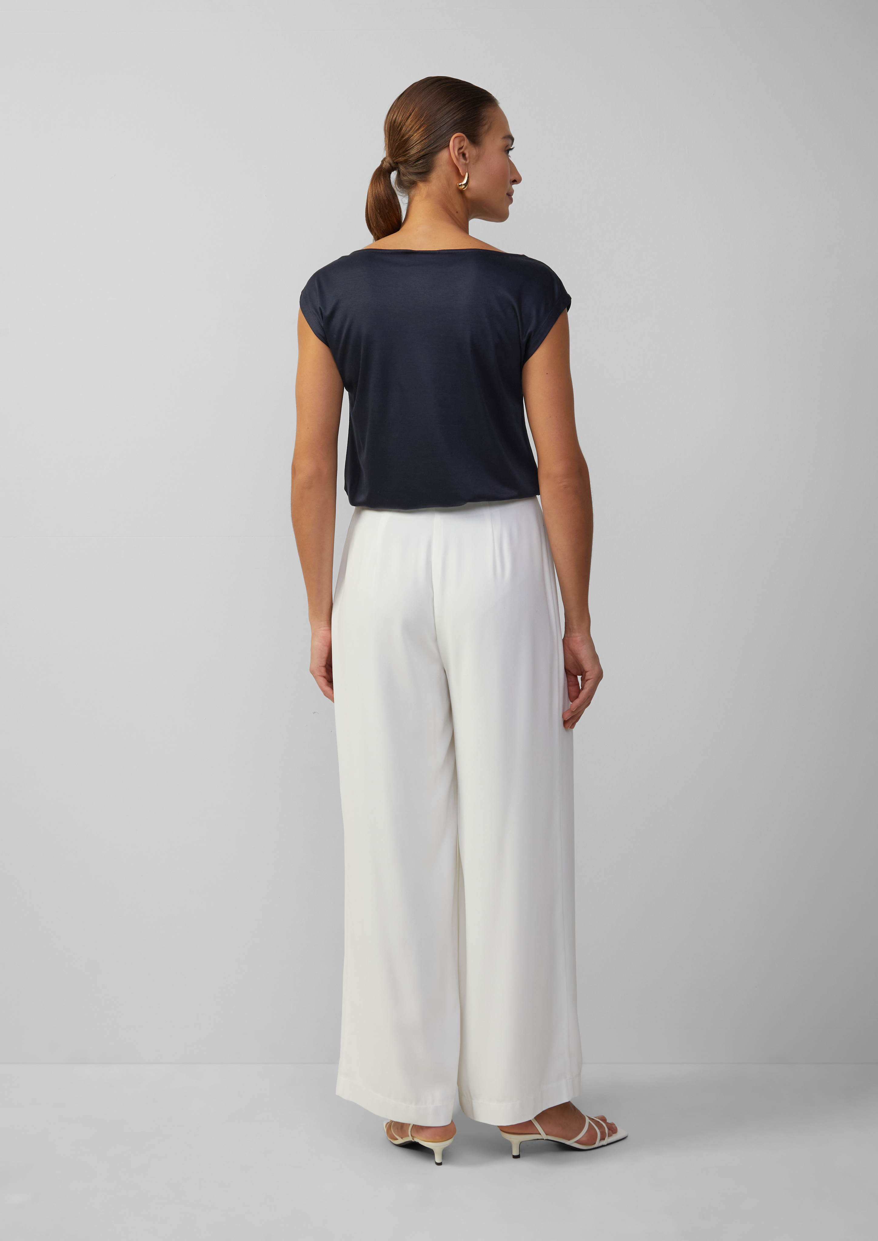 T-shirt in 5959 & 0200