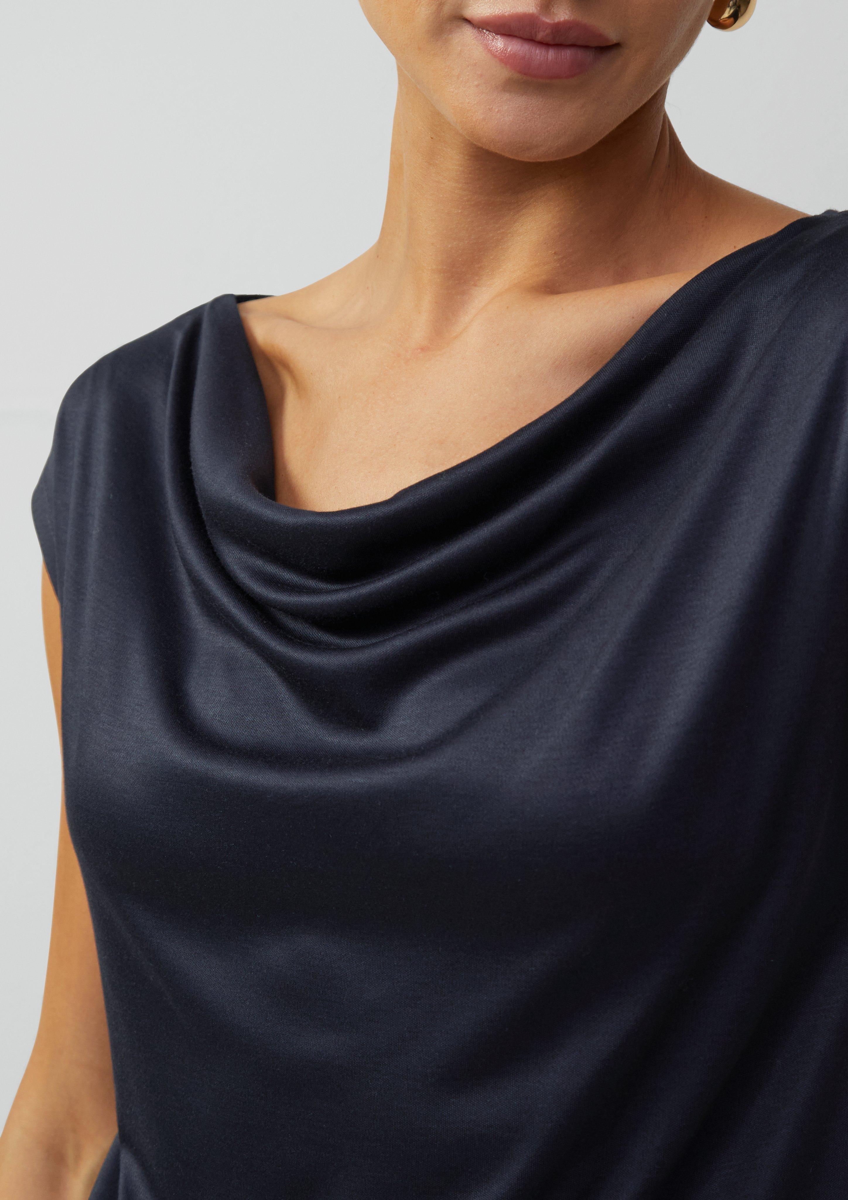 T-shirt in 5959 & 0200