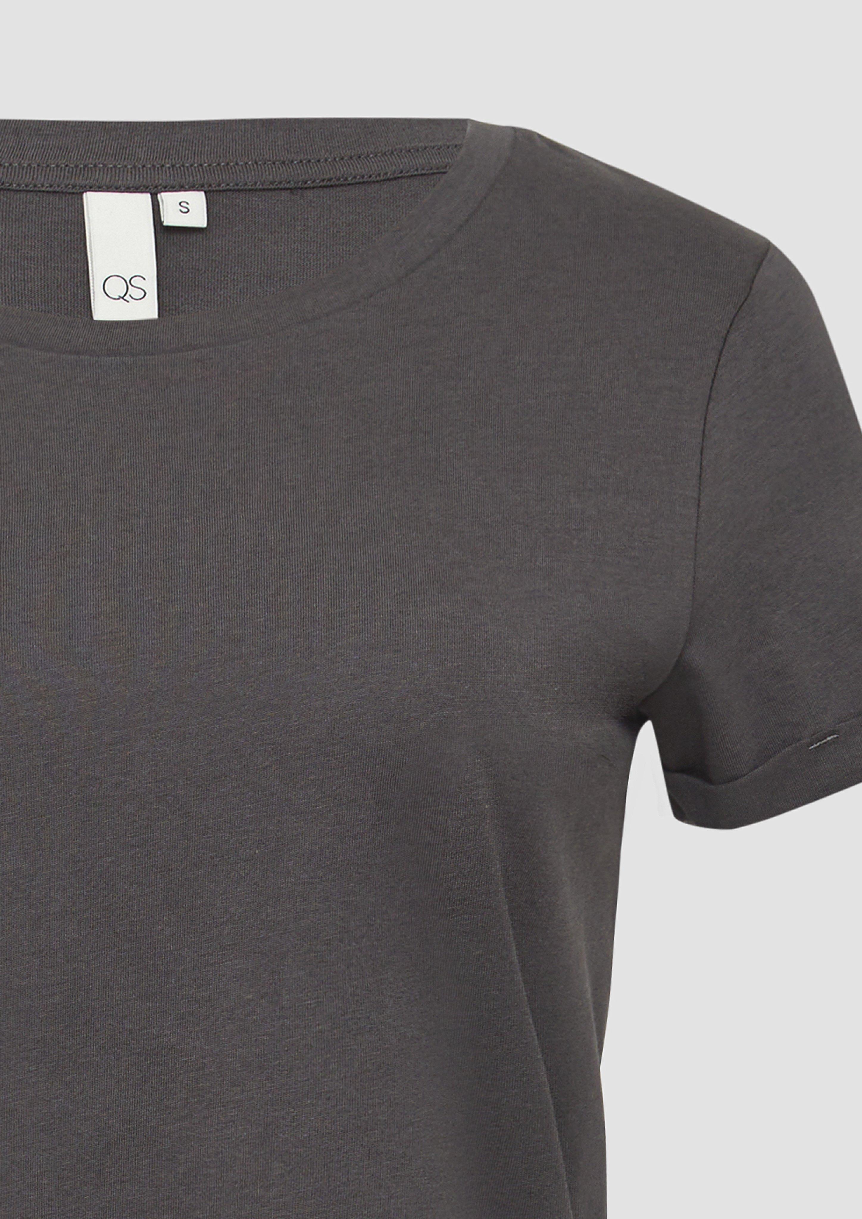 T-shirt in 9858, 7217, 9999, 0100, 7854 & 3455