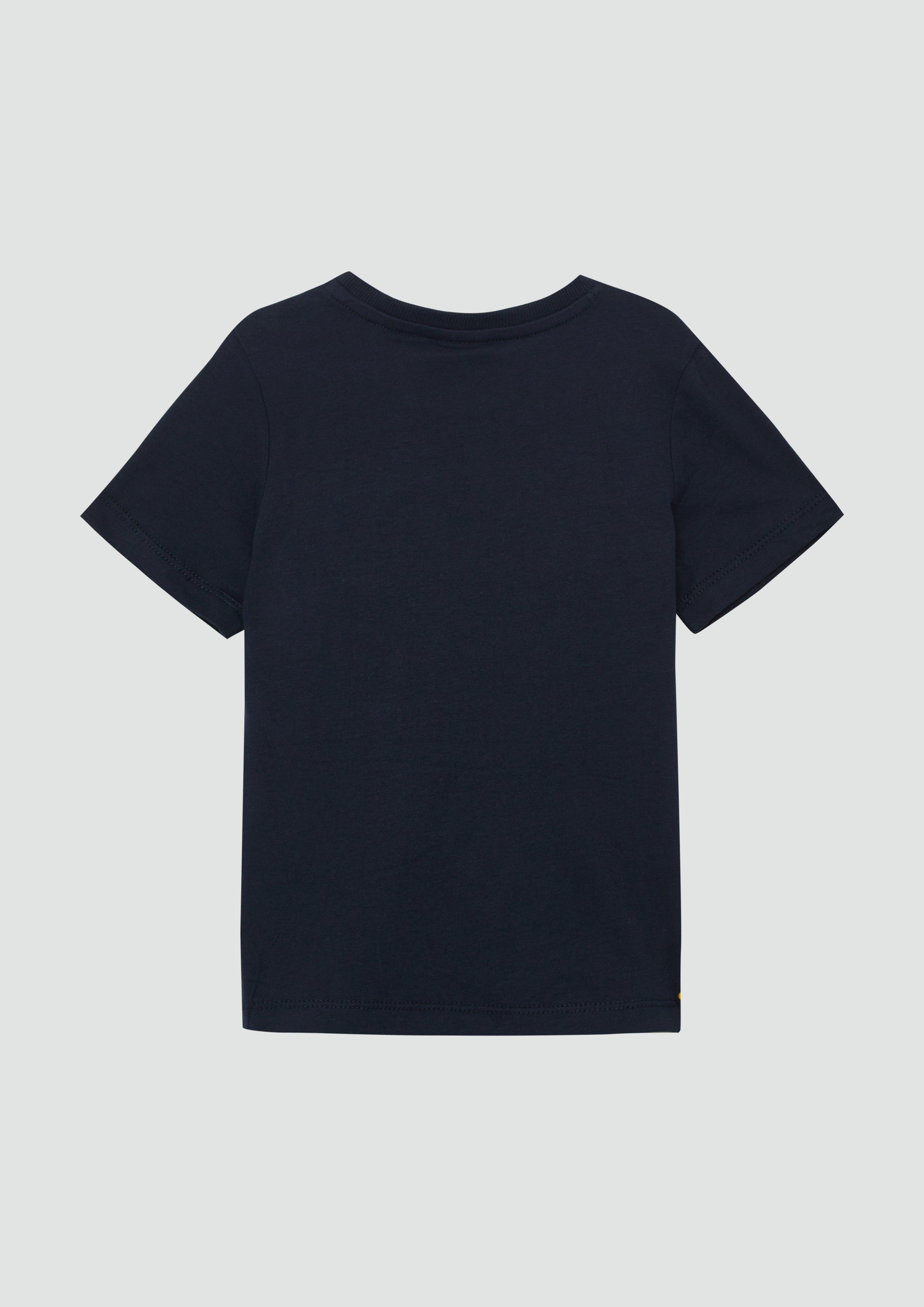 T-shirt in 5952, 6602, 0330, 3847 & 5075