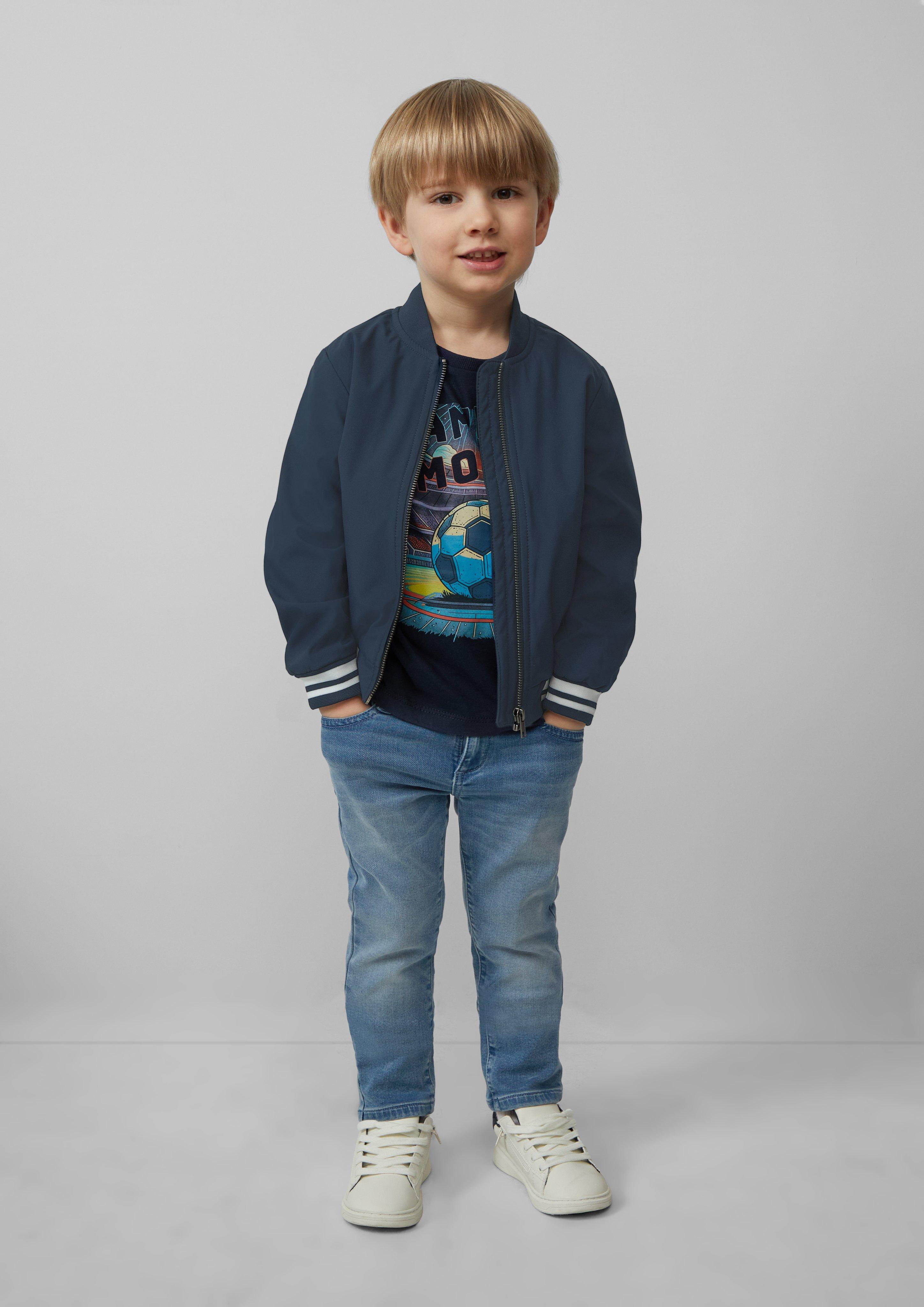 T-shirt in 5952, 6602, 0330, 3847 & 5075