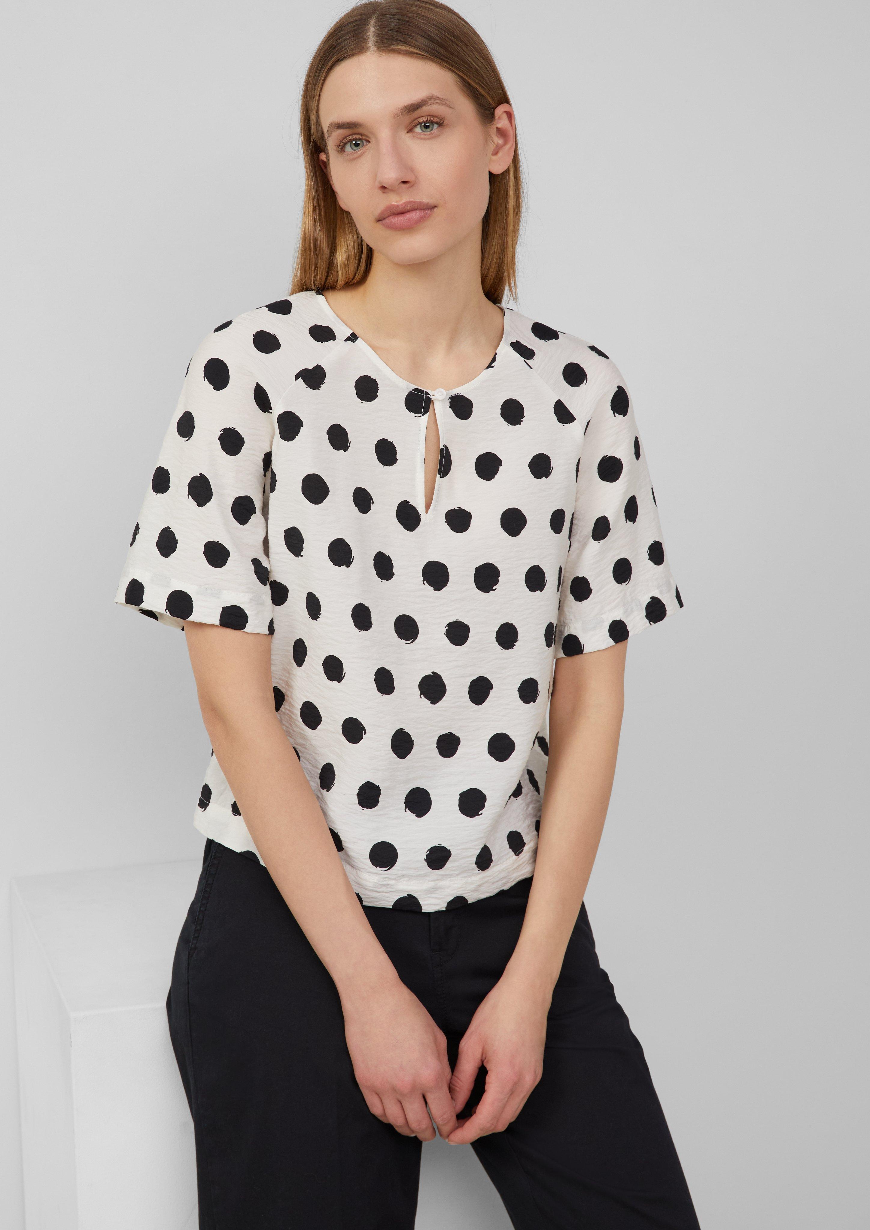 Blouse in 02A2, 99A2 & 30A1