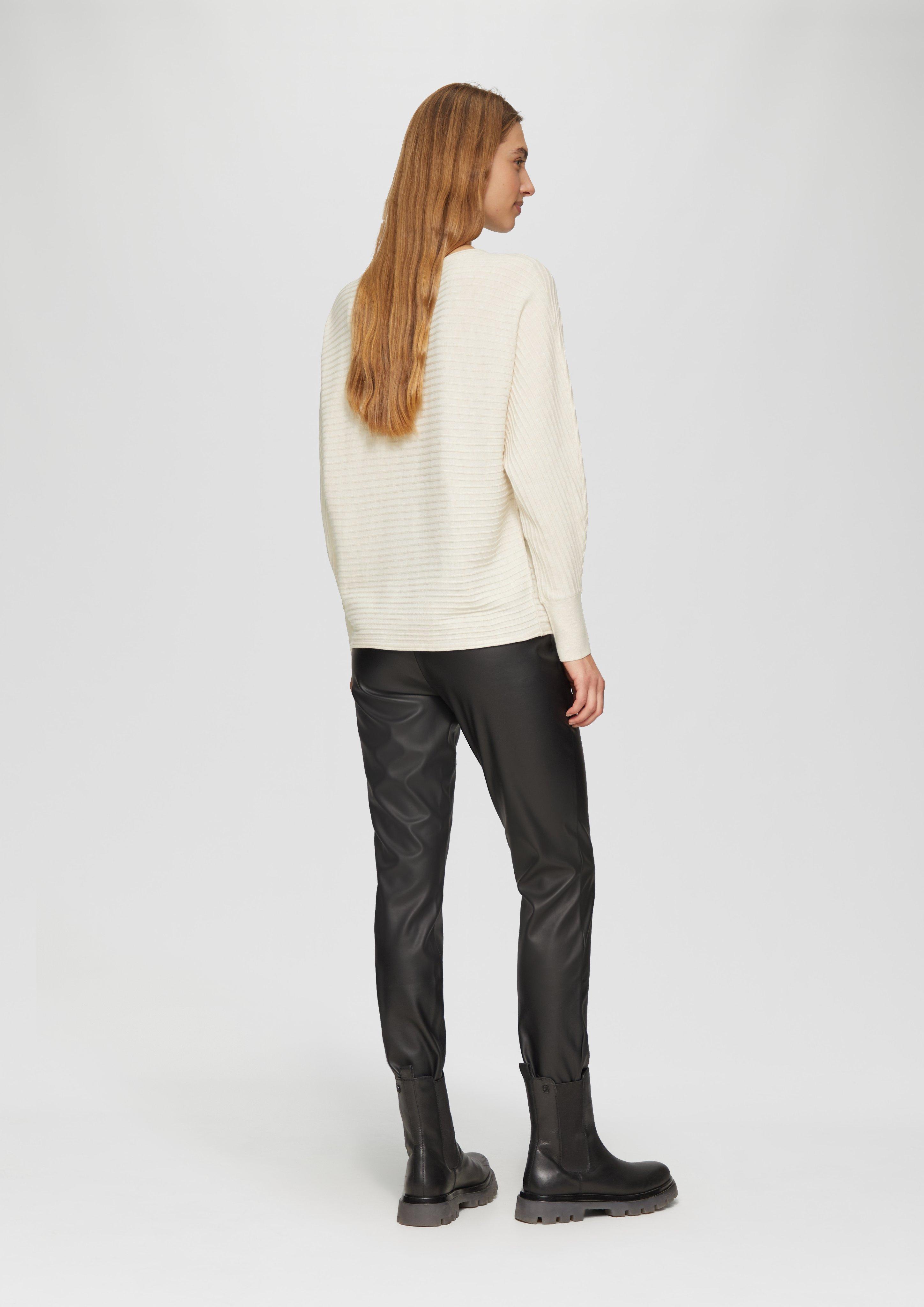 Pulovr in 81W9, 2586, 9730, 9999 & 6469