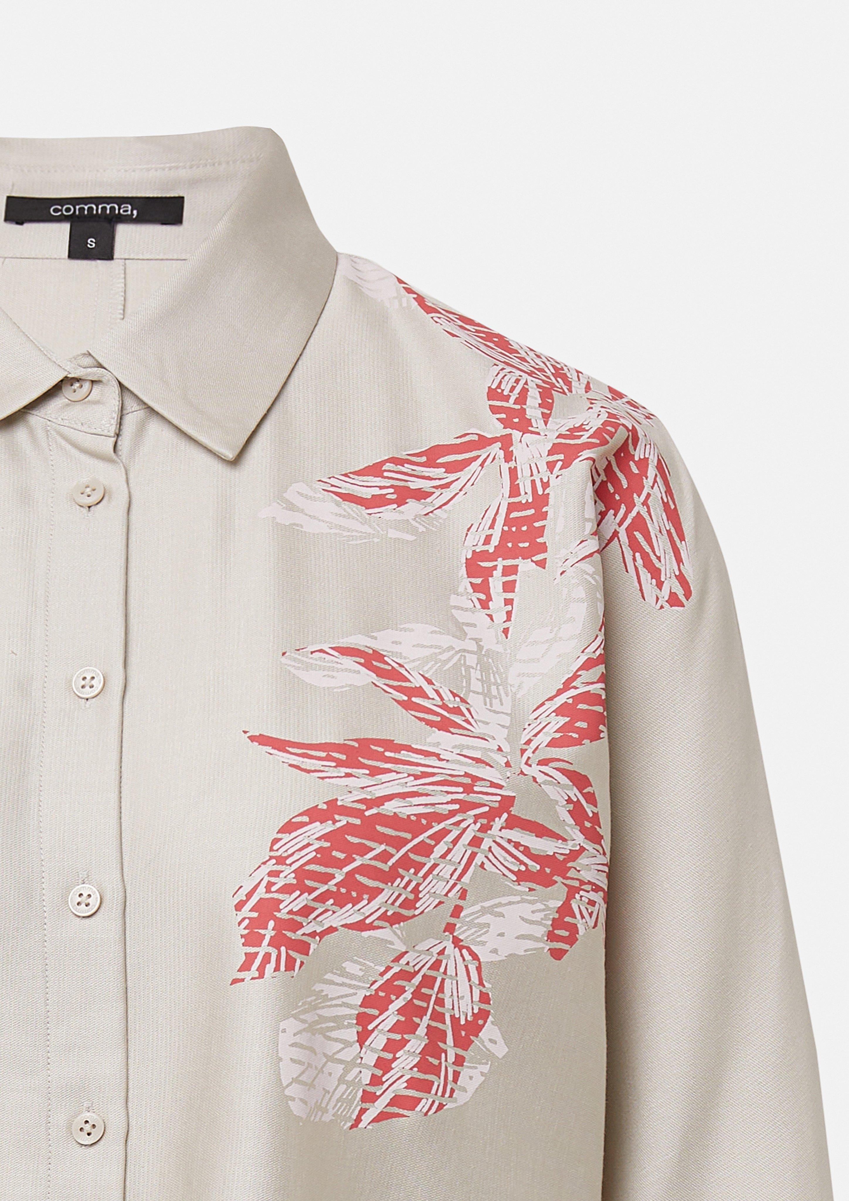 Shirt blouse with batwing sleeves and a floral print - light Shirt blouse with batwing sleeves and a floral print - light