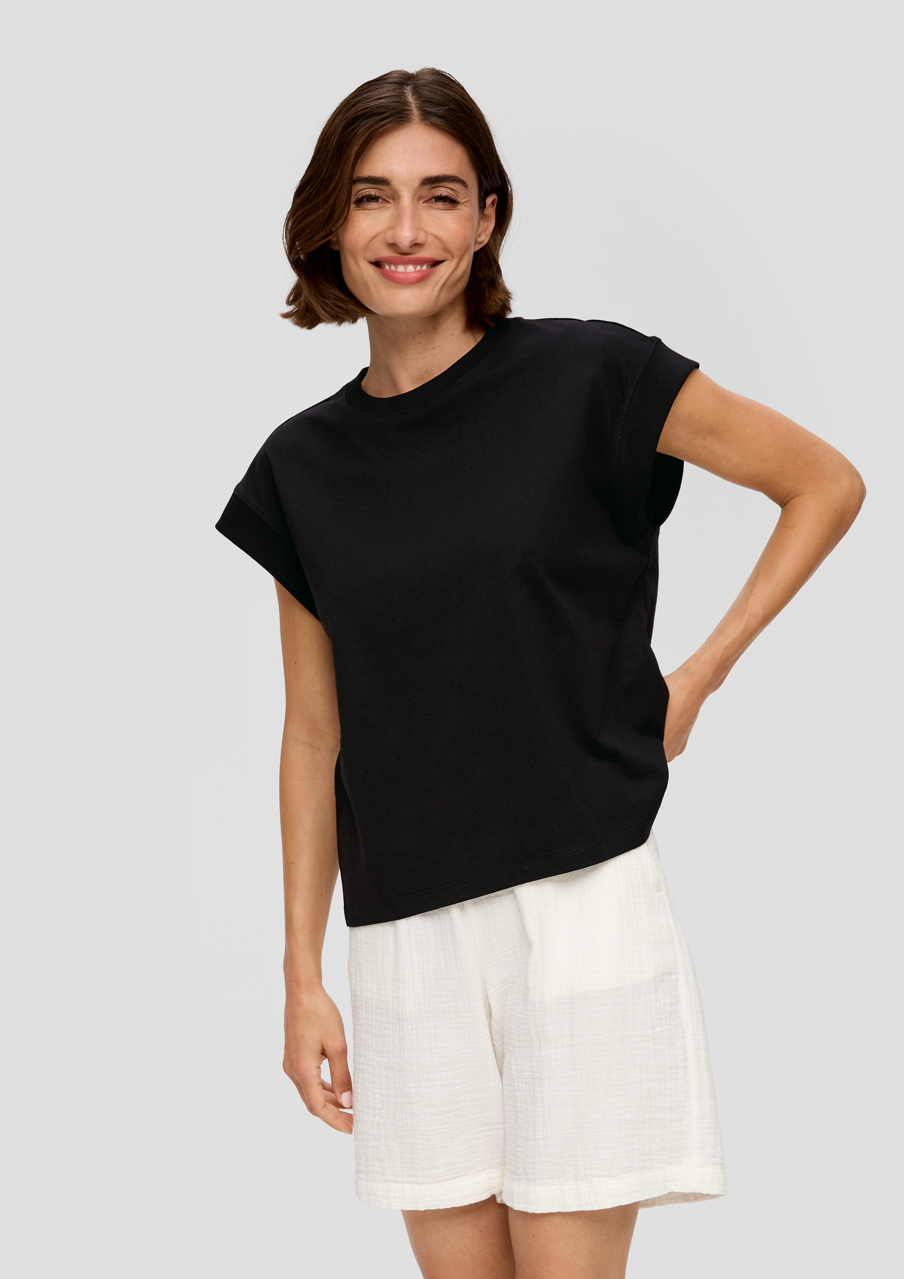 T-Shirt in 9999, 0210, 6575, 4397 & 5959